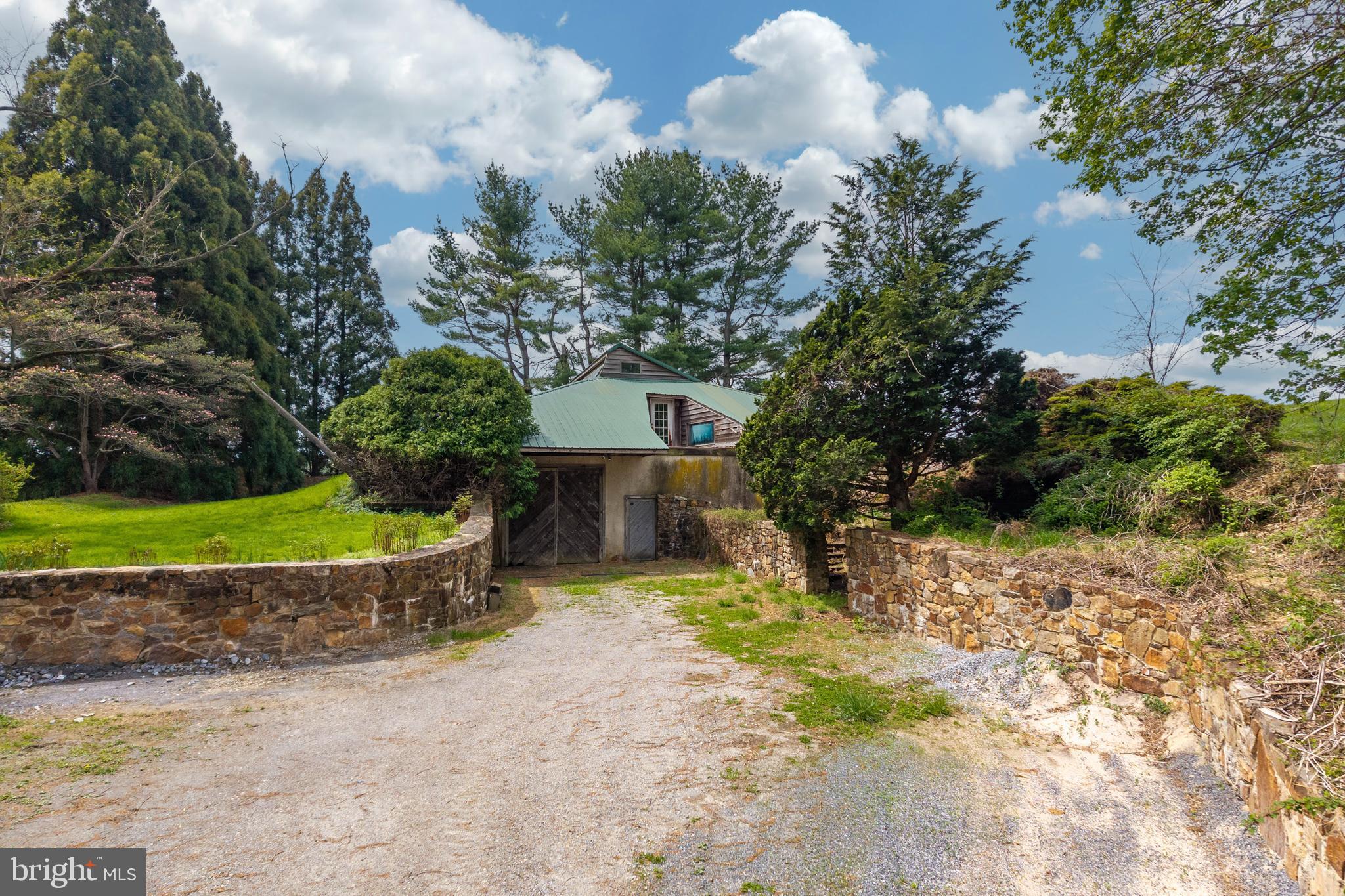 CHESHIRE HUNT - Residential
