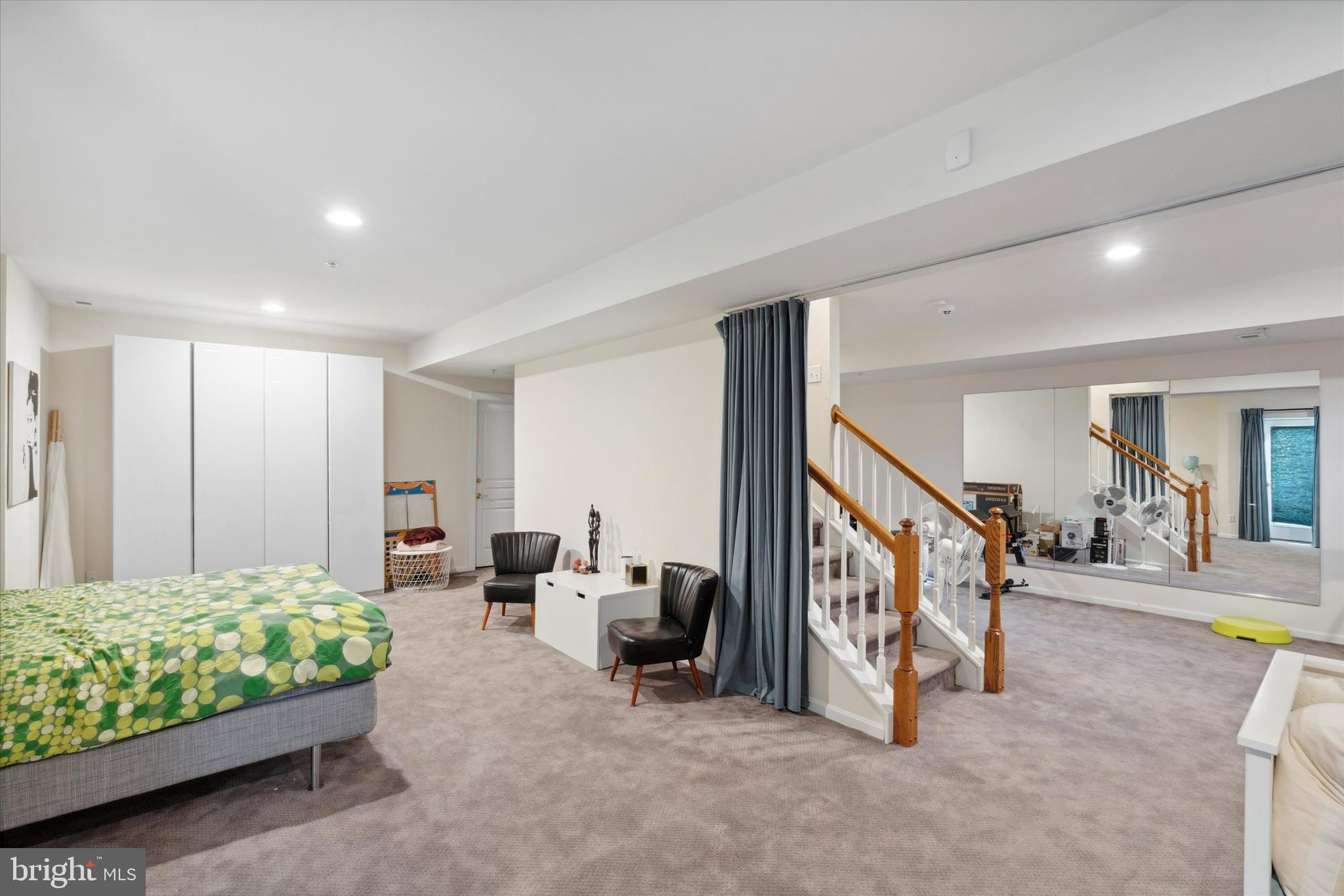 SPRINGTON POINTE WOODS - Residential Lease
