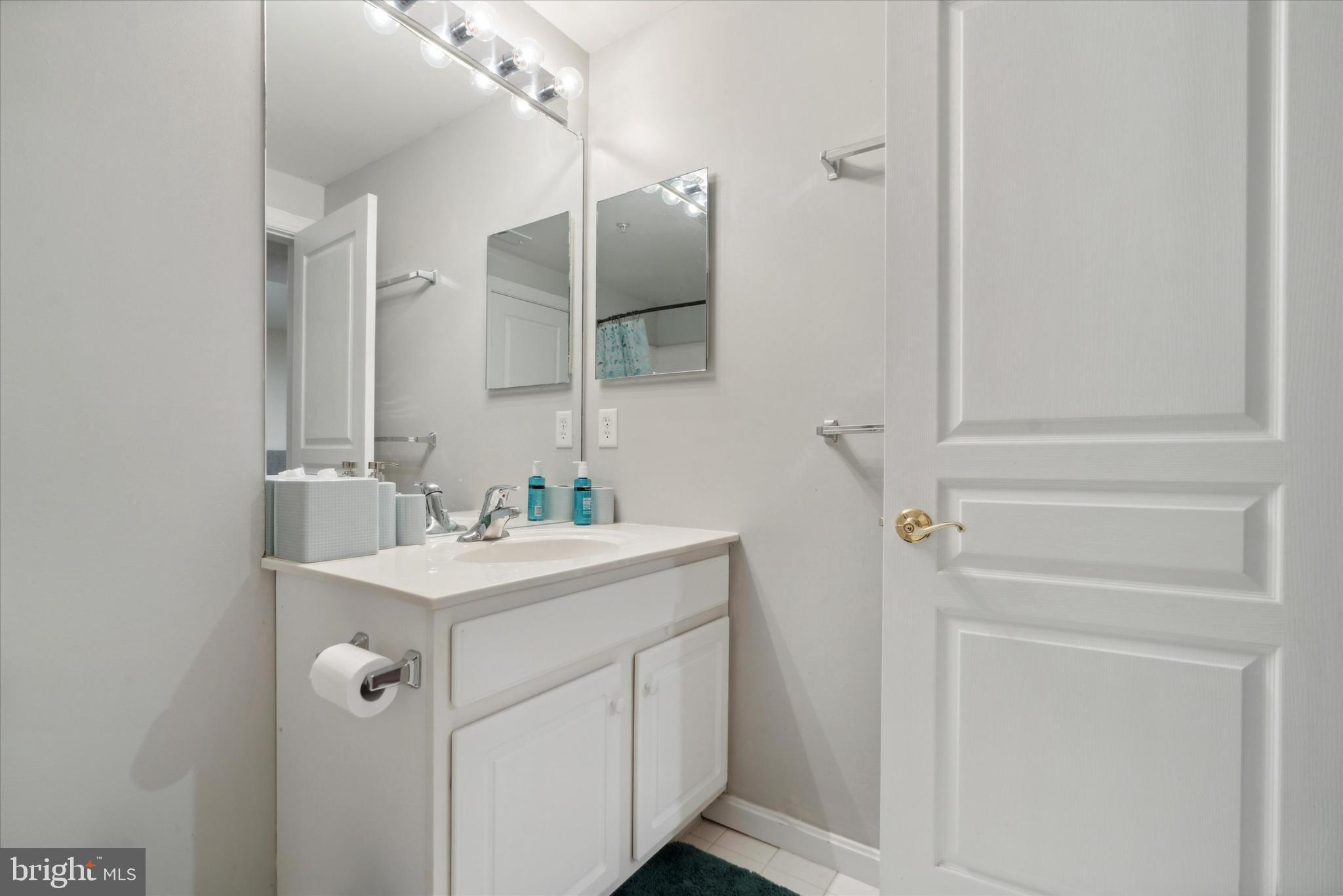 SPRINGTON POINTE WOODS - Residential Lease