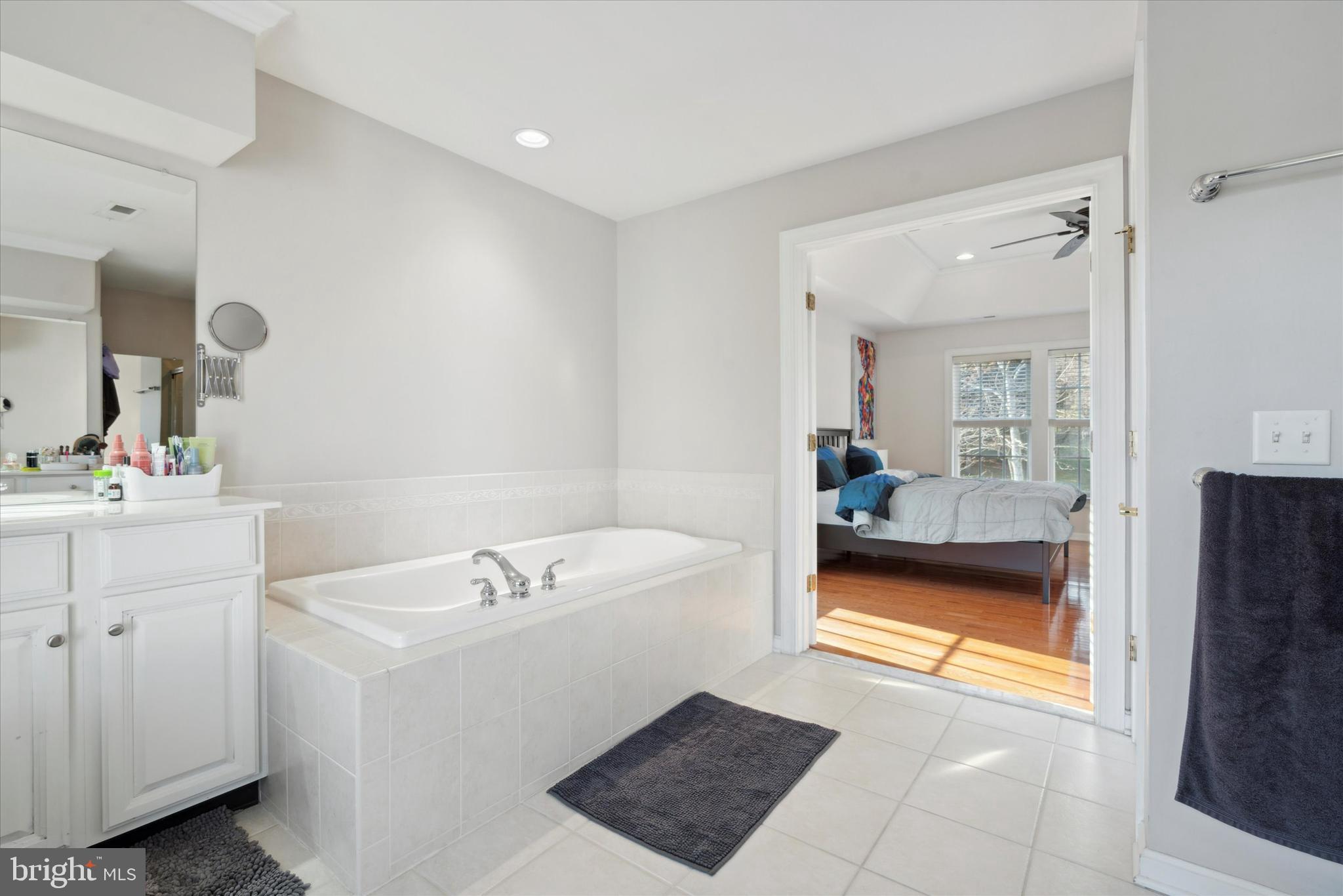 SPRINGTON POINTE WOODS - Residential Lease