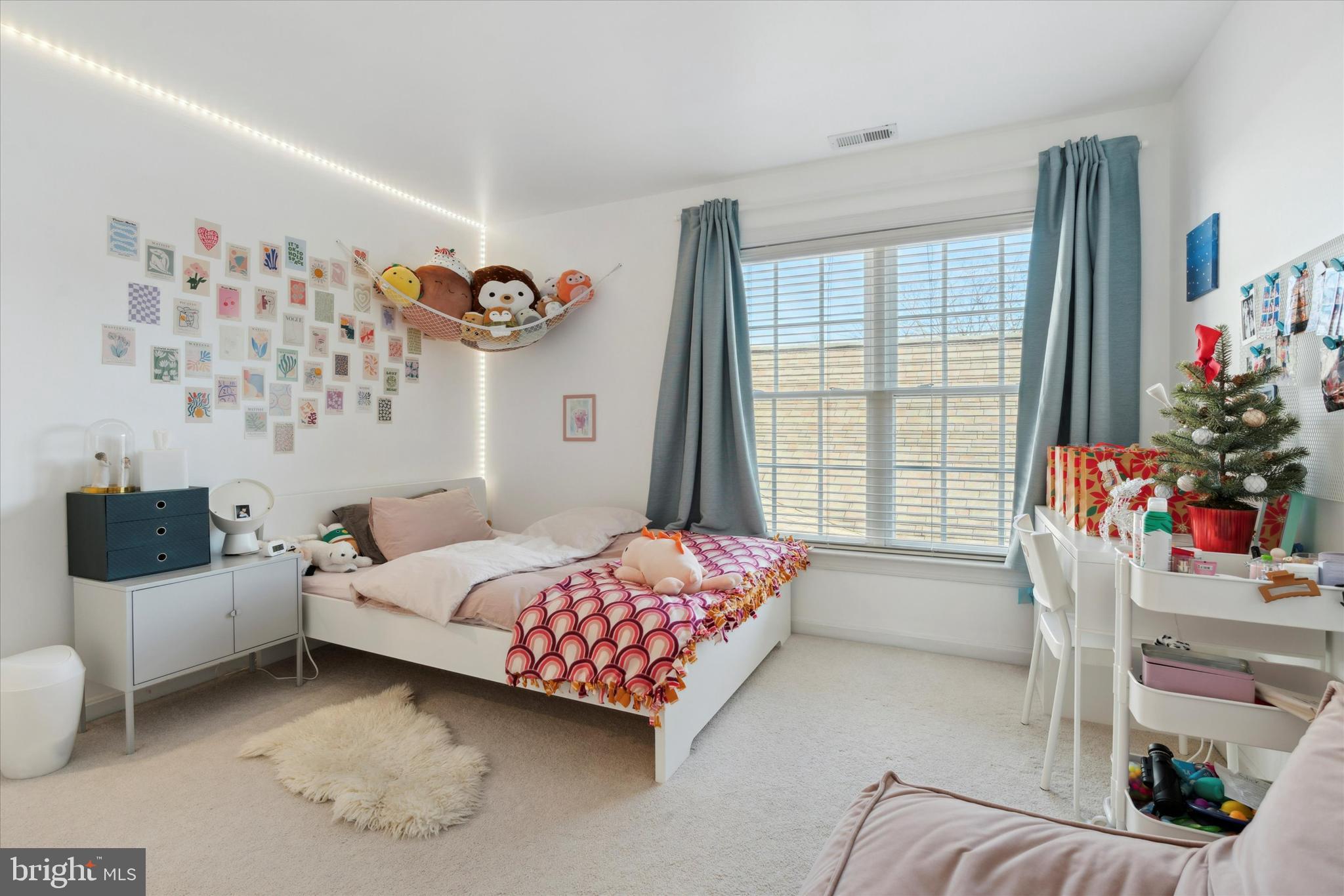 SPRINGTON POINTE WOODS - Residential Lease