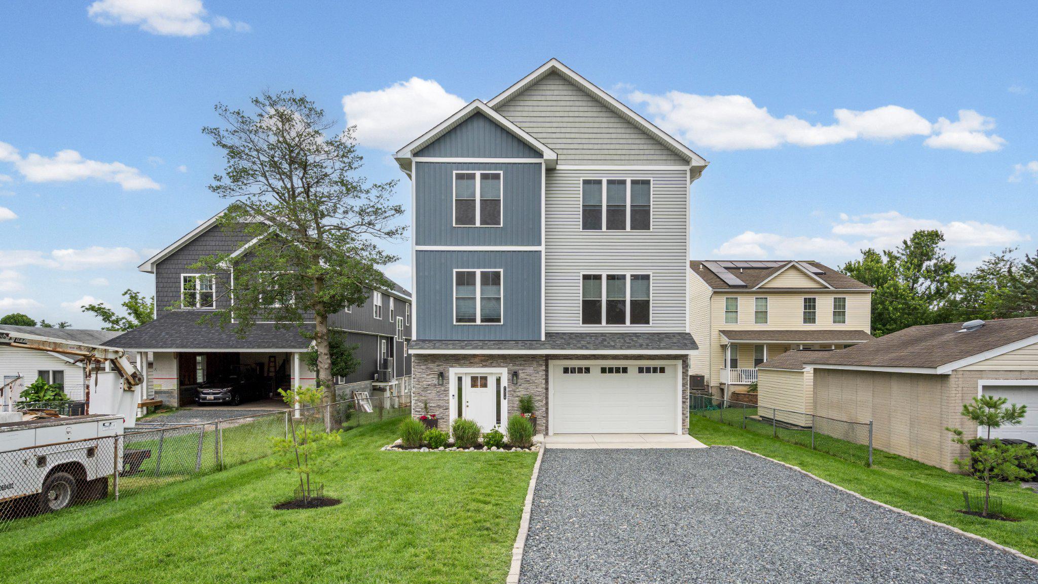 CHESAPEAKE TERRACE - Residential