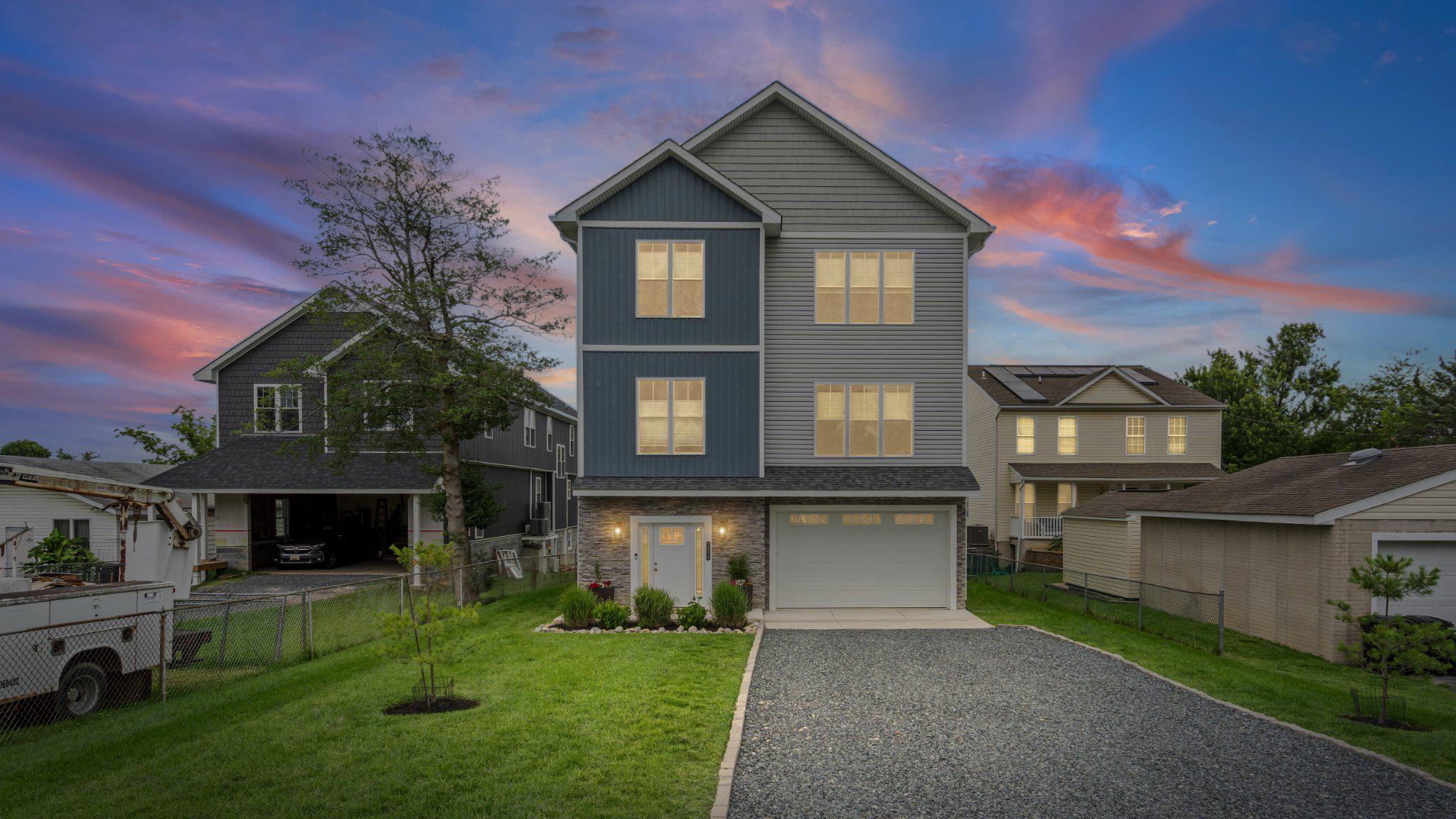 CHESAPEAKE TERRACE - Residential