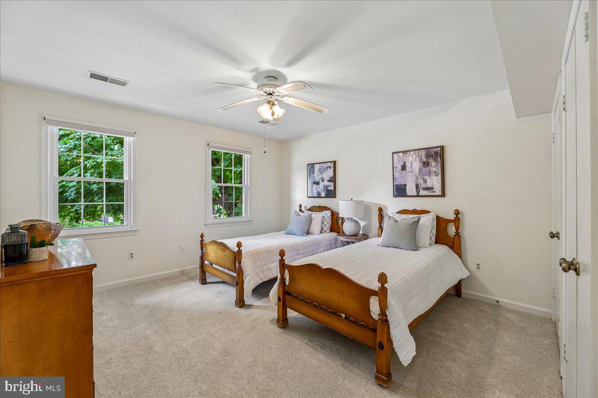 SOMERSET SOUTH - Residential