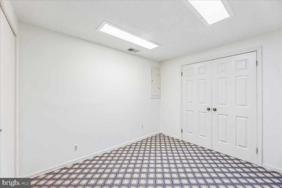 SOMERSET SOUTH - Residential