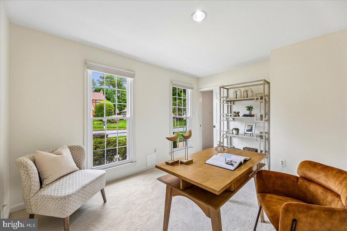 SOMERSET SOUTH - Residential
