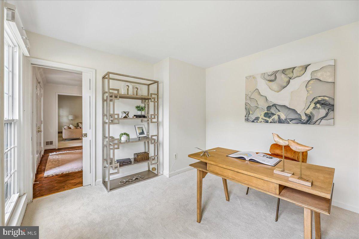 SOMERSET SOUTH - Residential