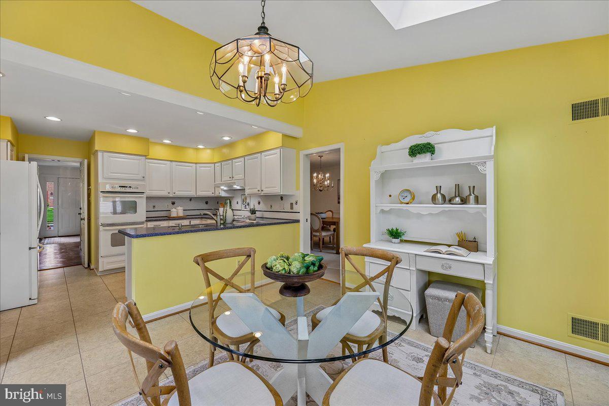 SOMERSET SOUTH - Residential