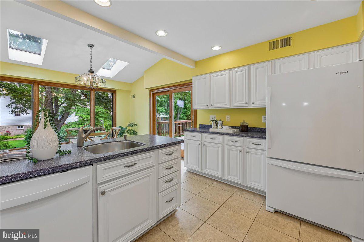 SOMERSET SOUTH - Residential