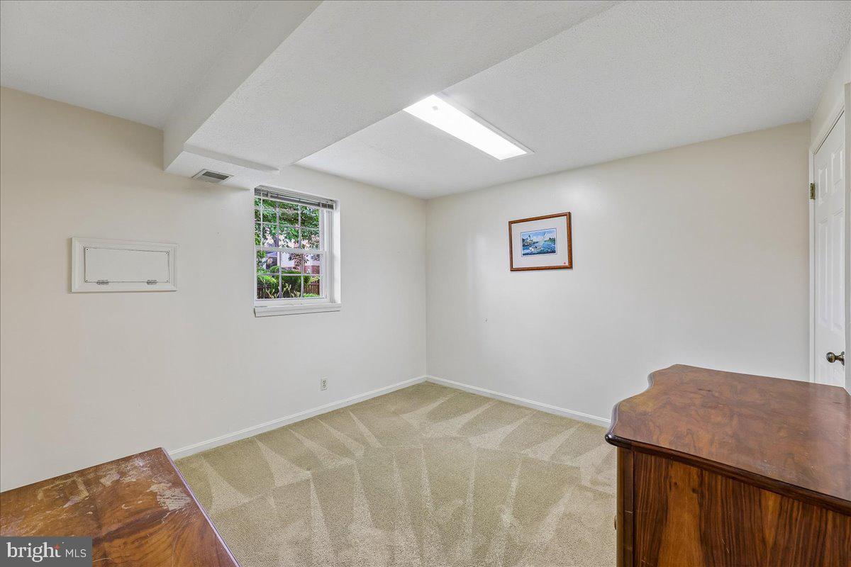 SOMERSET SOUTH - Residential