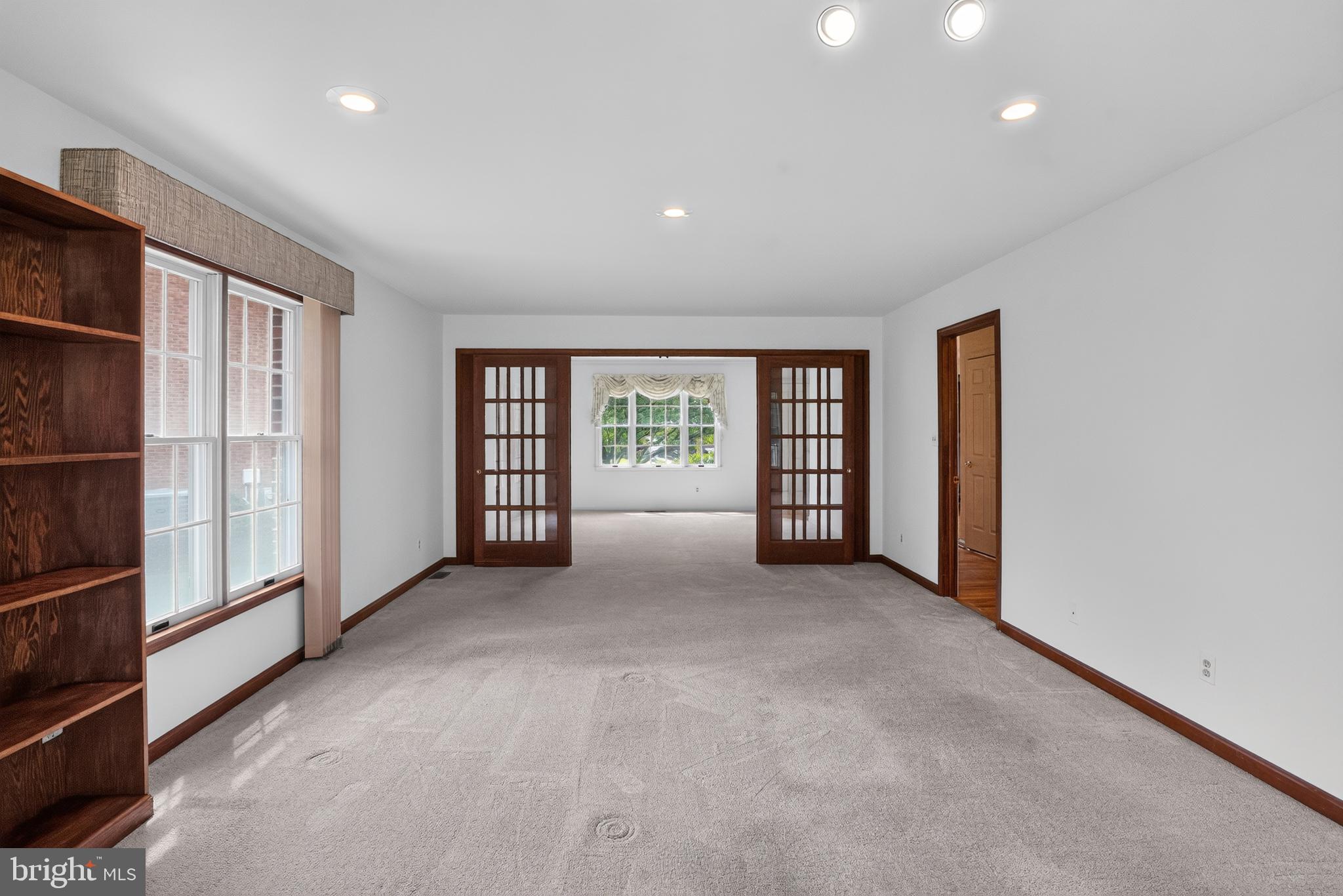 CROFTON ORCHARD - Residential
