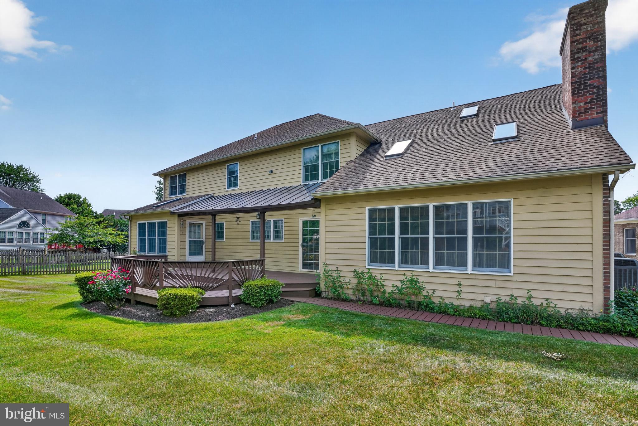 CROFTON ORCHARD - Residential