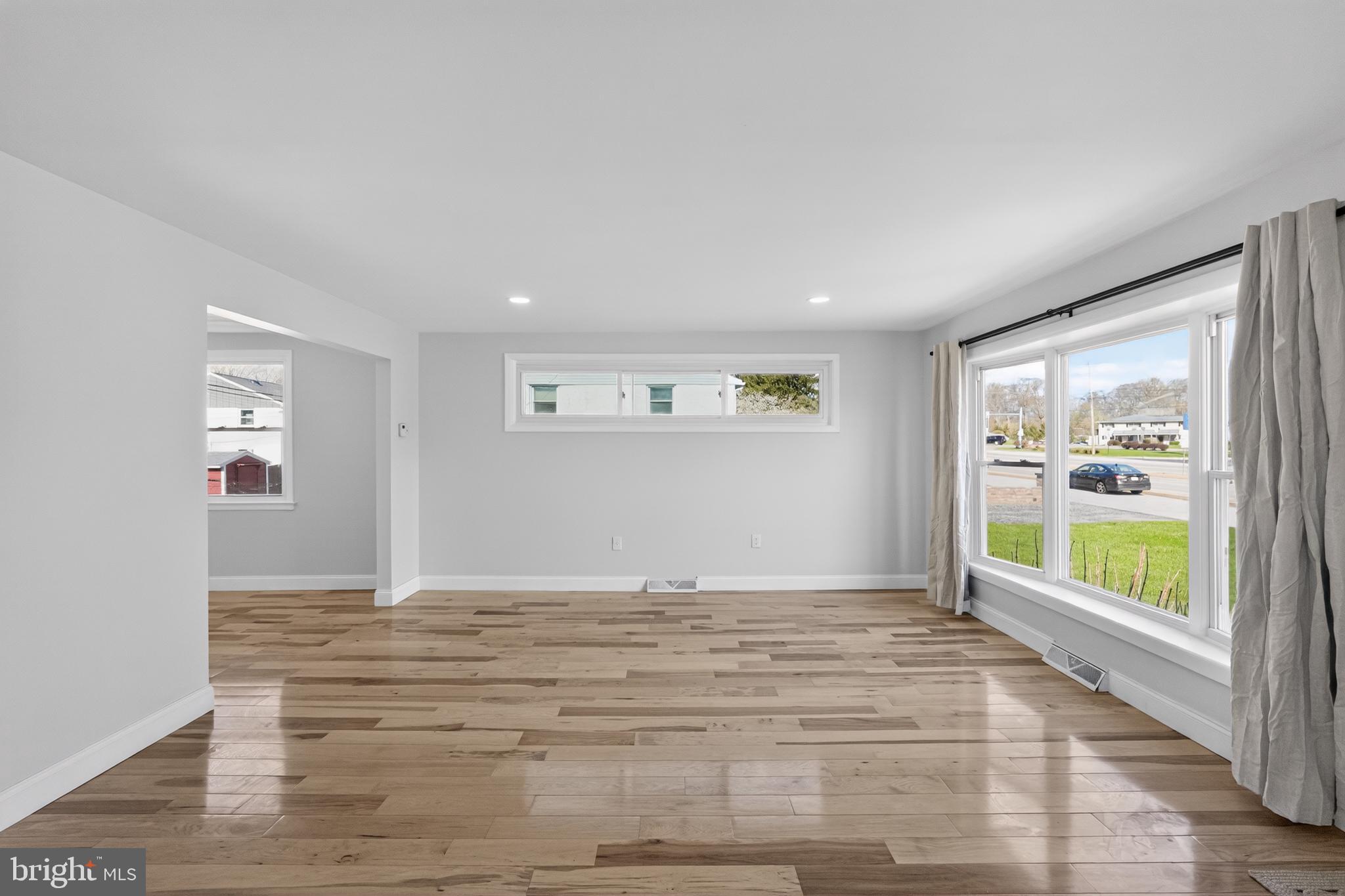 GLEN ACRES - Residential