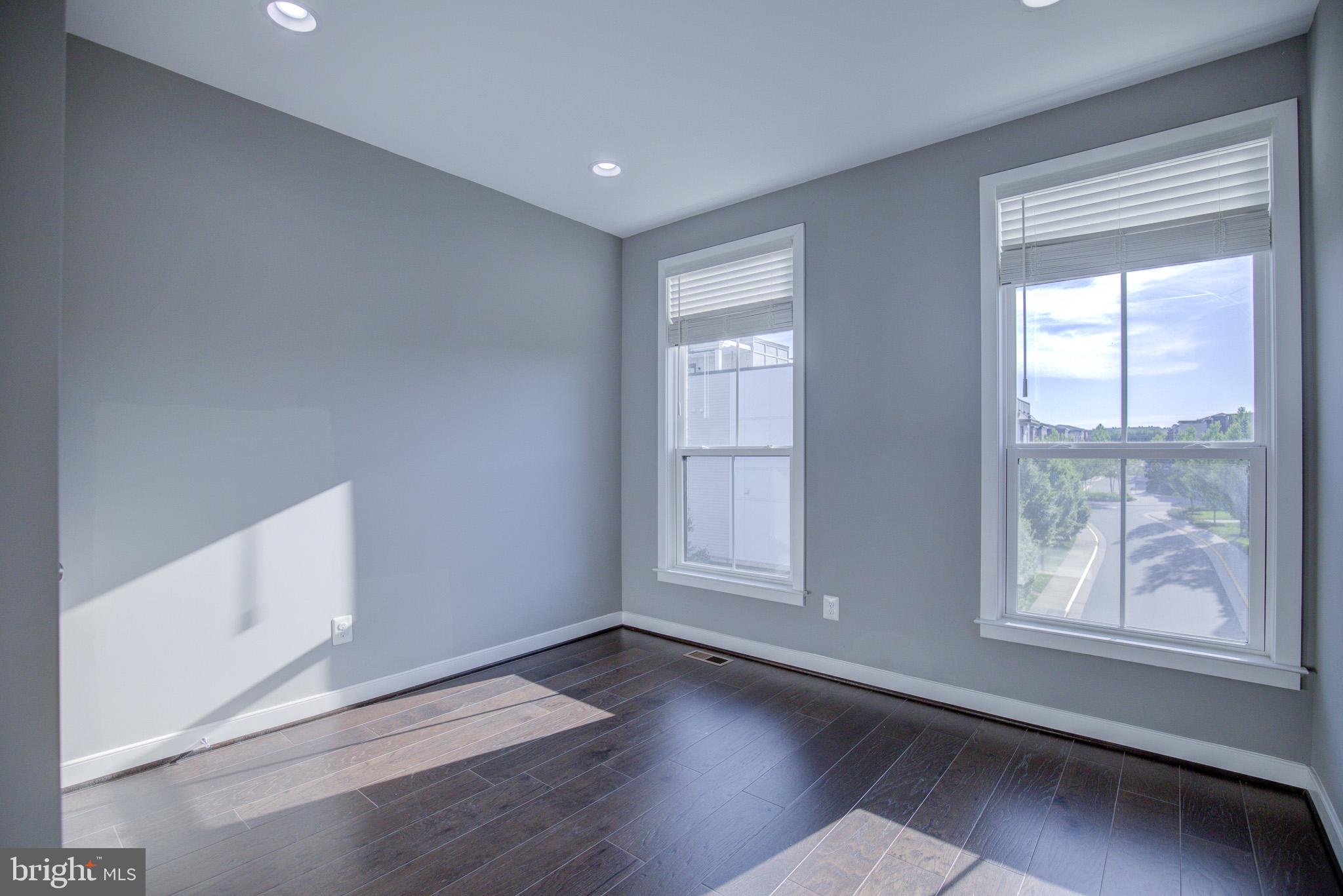 BRAMBLETON - Residential