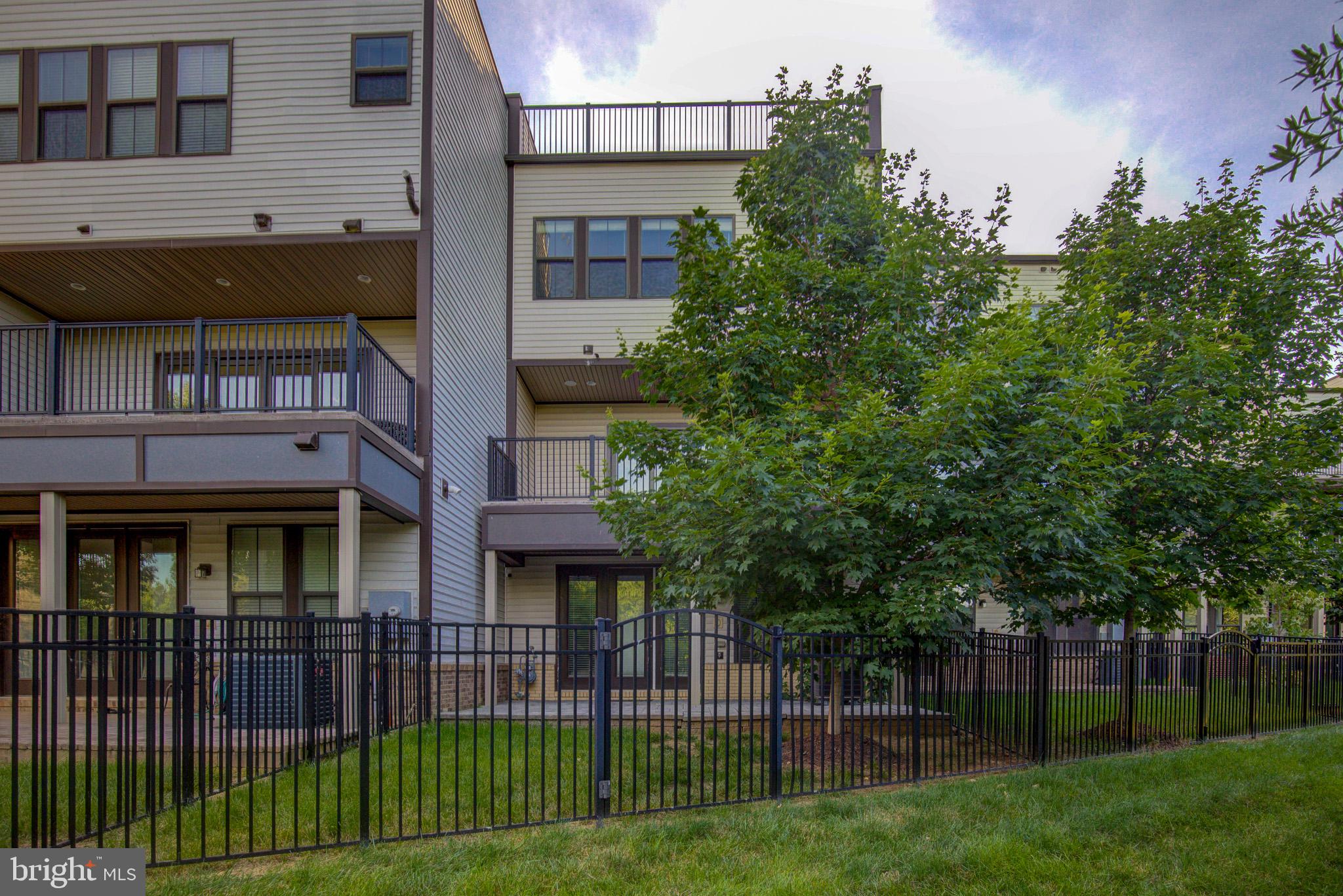 BRAMBLETON - Residential