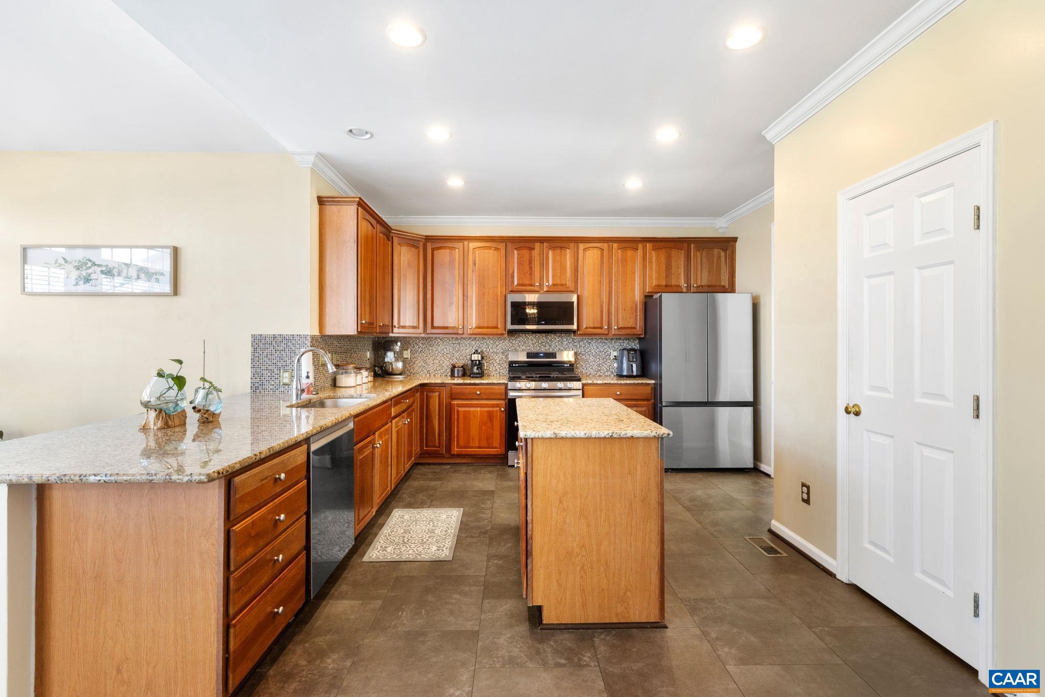 SPRING CREEK - Residential