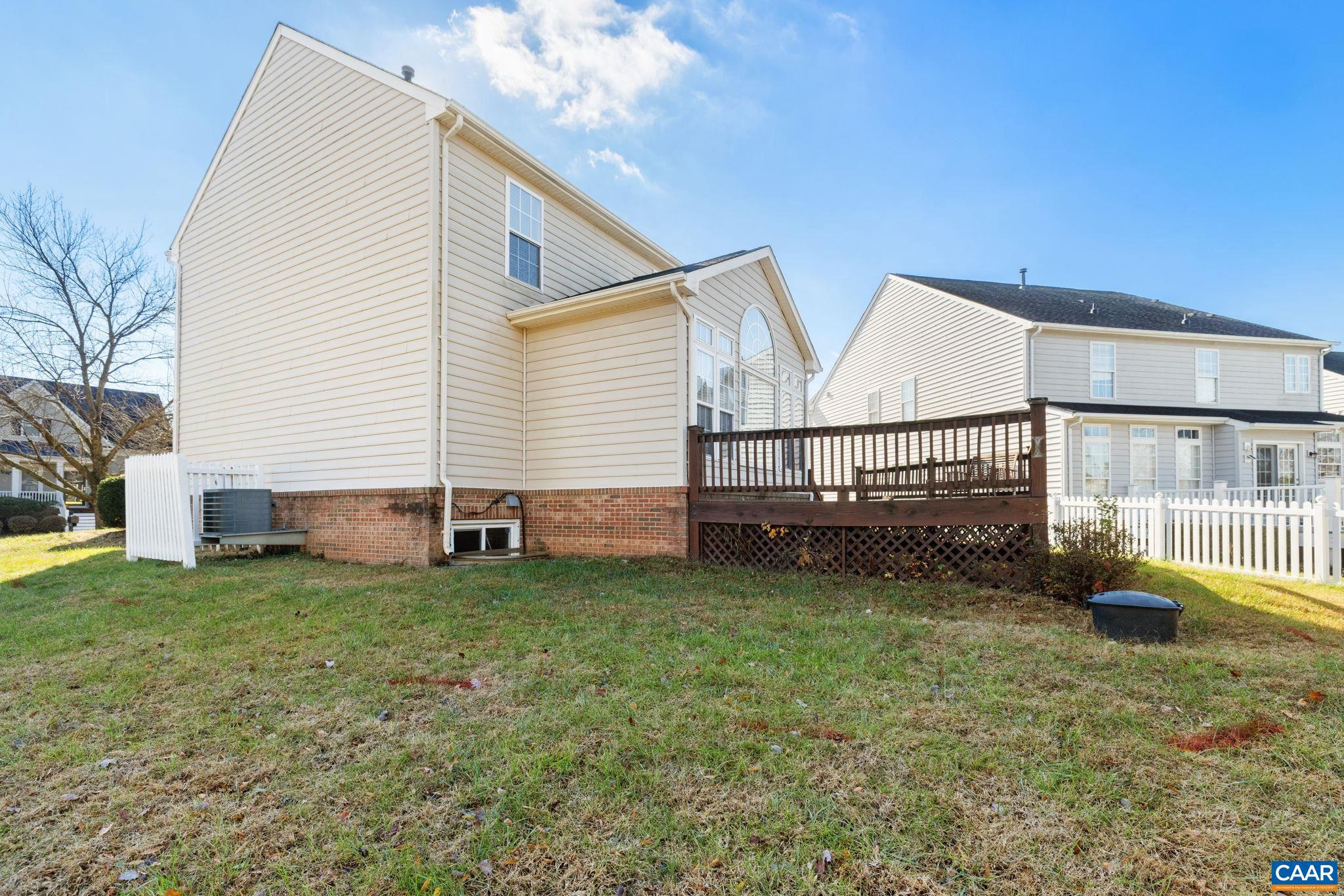 SPRING CREEK - Residential