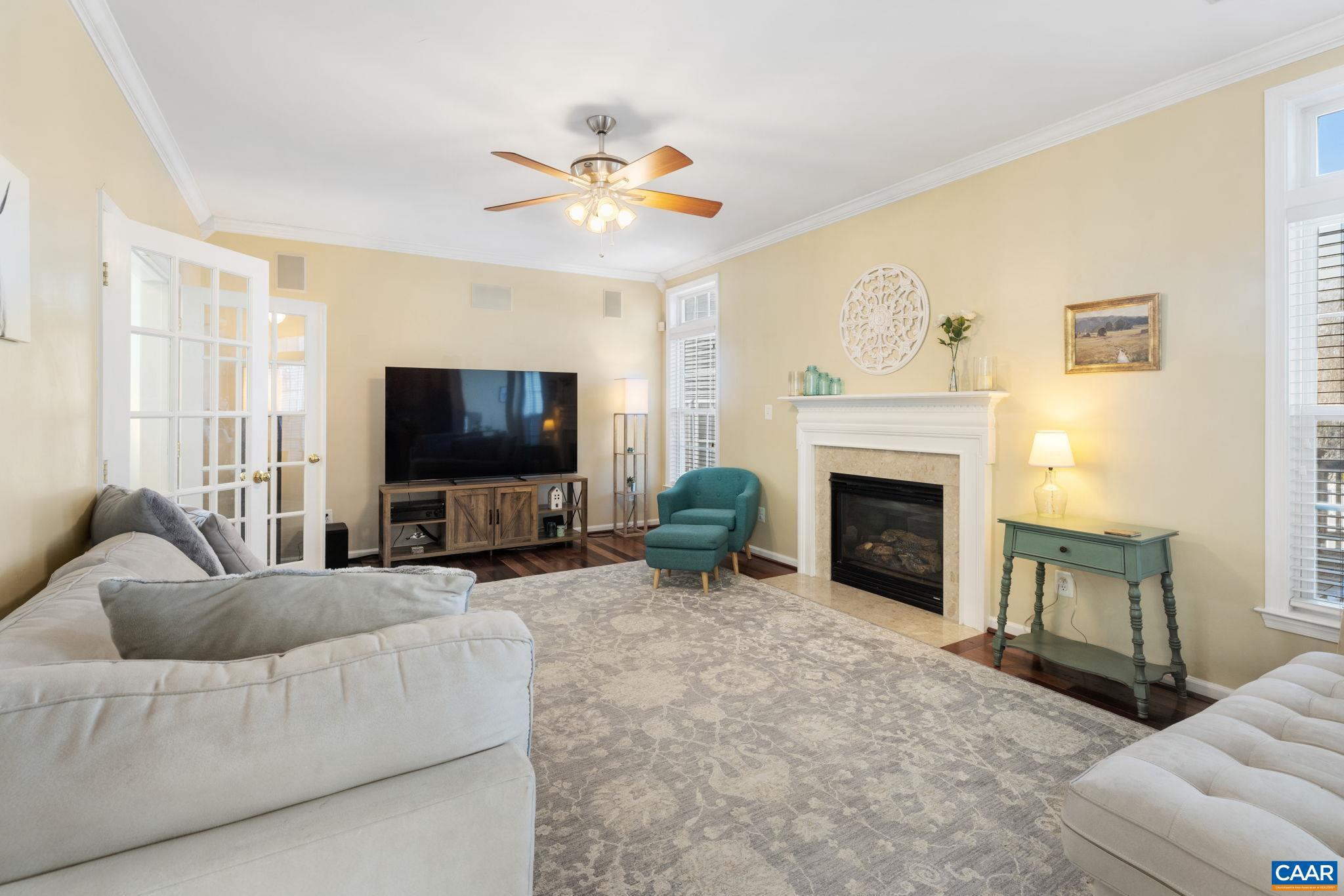 SPRING CREEK - Residential