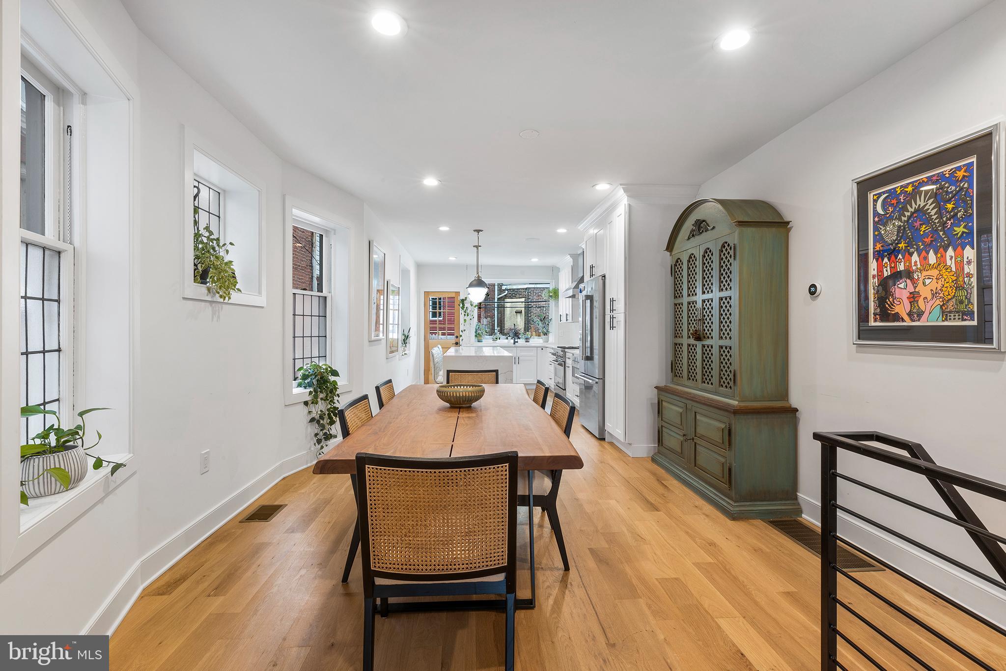 WALNUT HILL - Residential