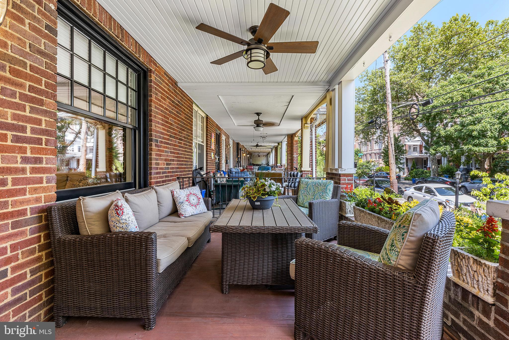 WALNUT HILL - Residential