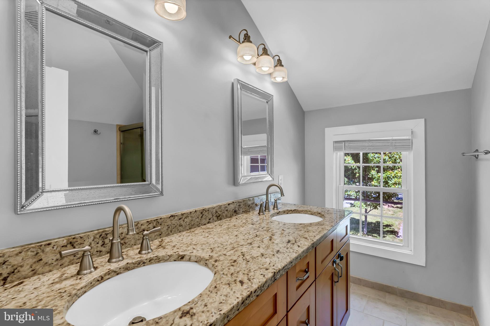 TOWN OF PURCELLVILLE - Residential