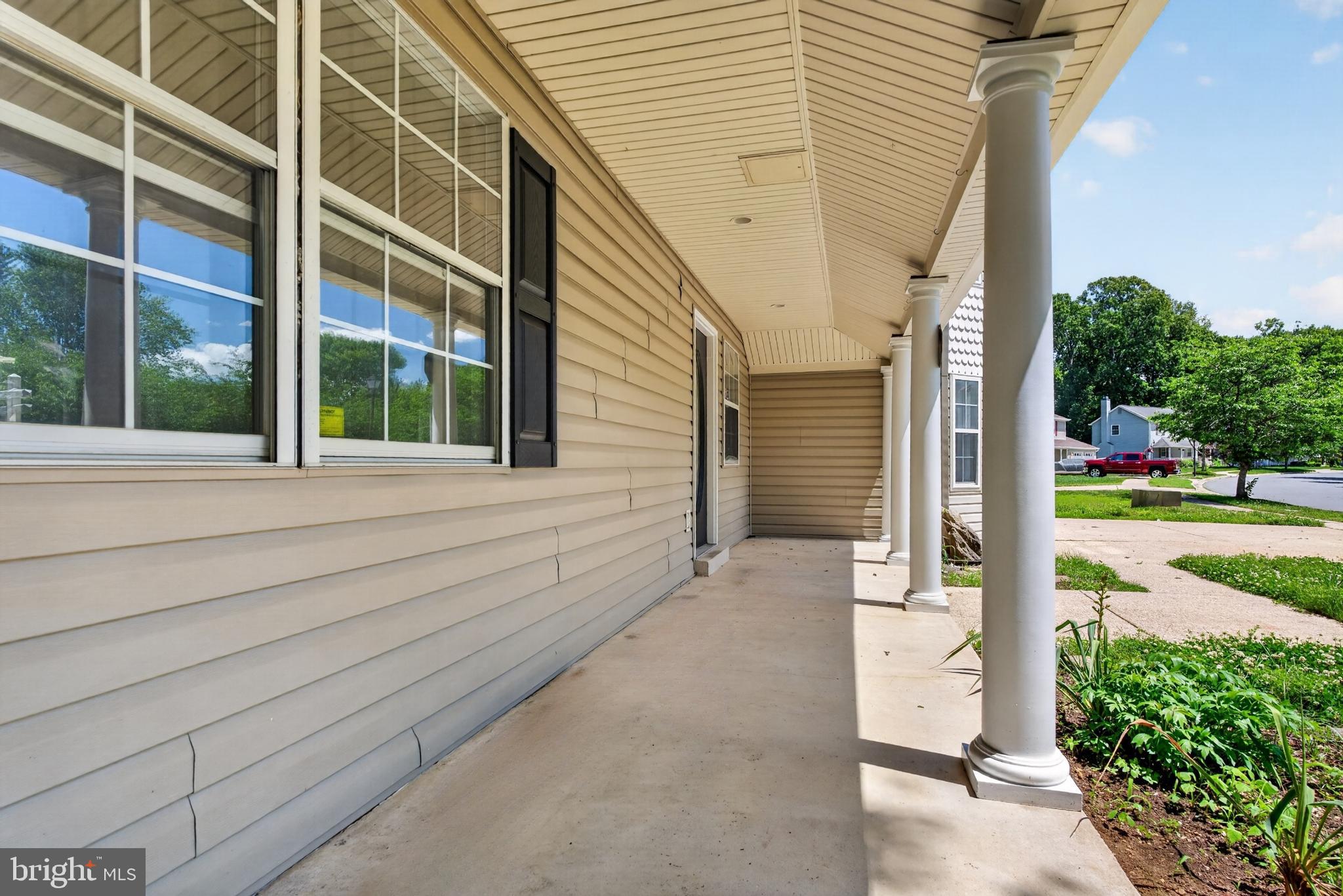 CLINTON - Residential