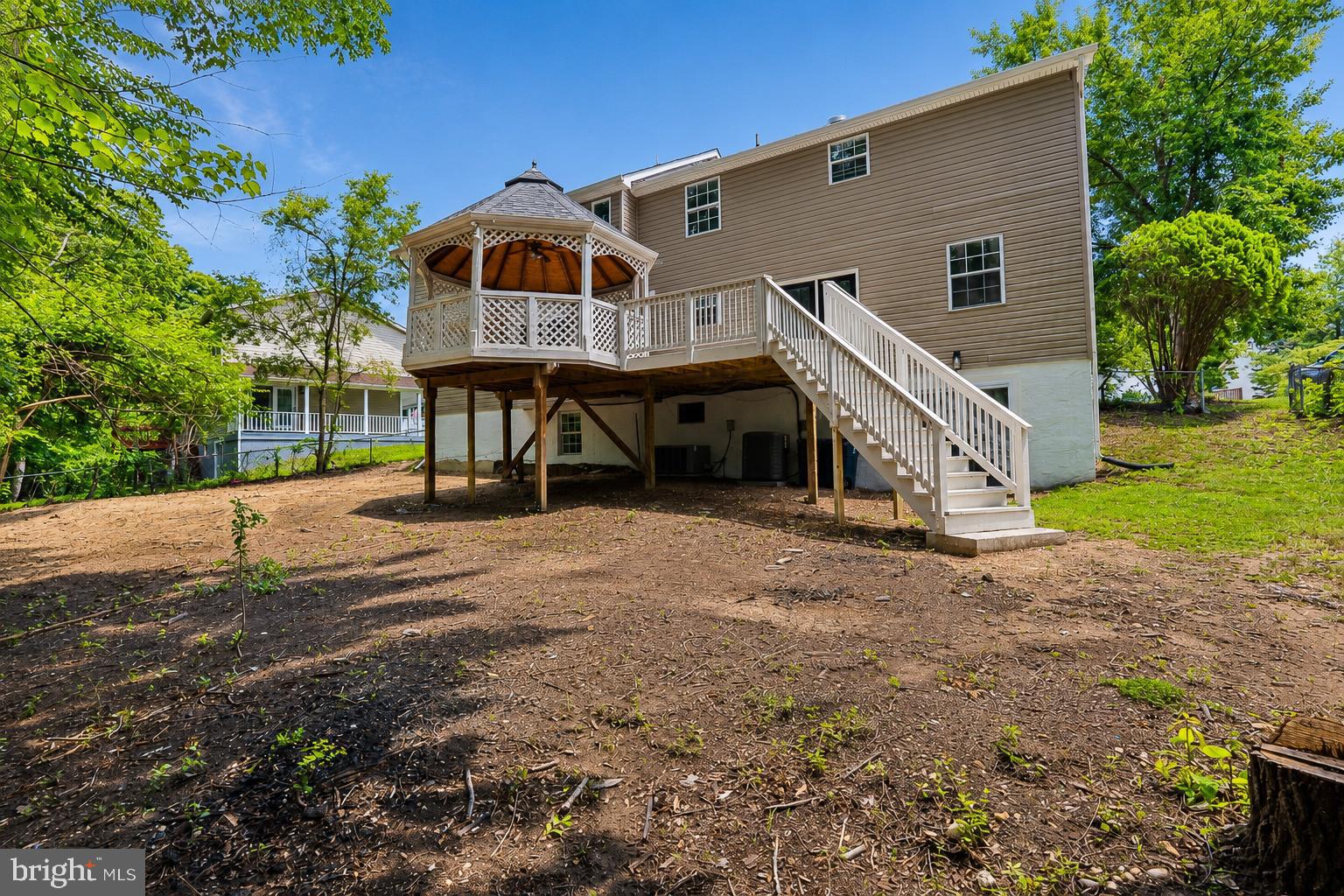 CLINTON - Residential