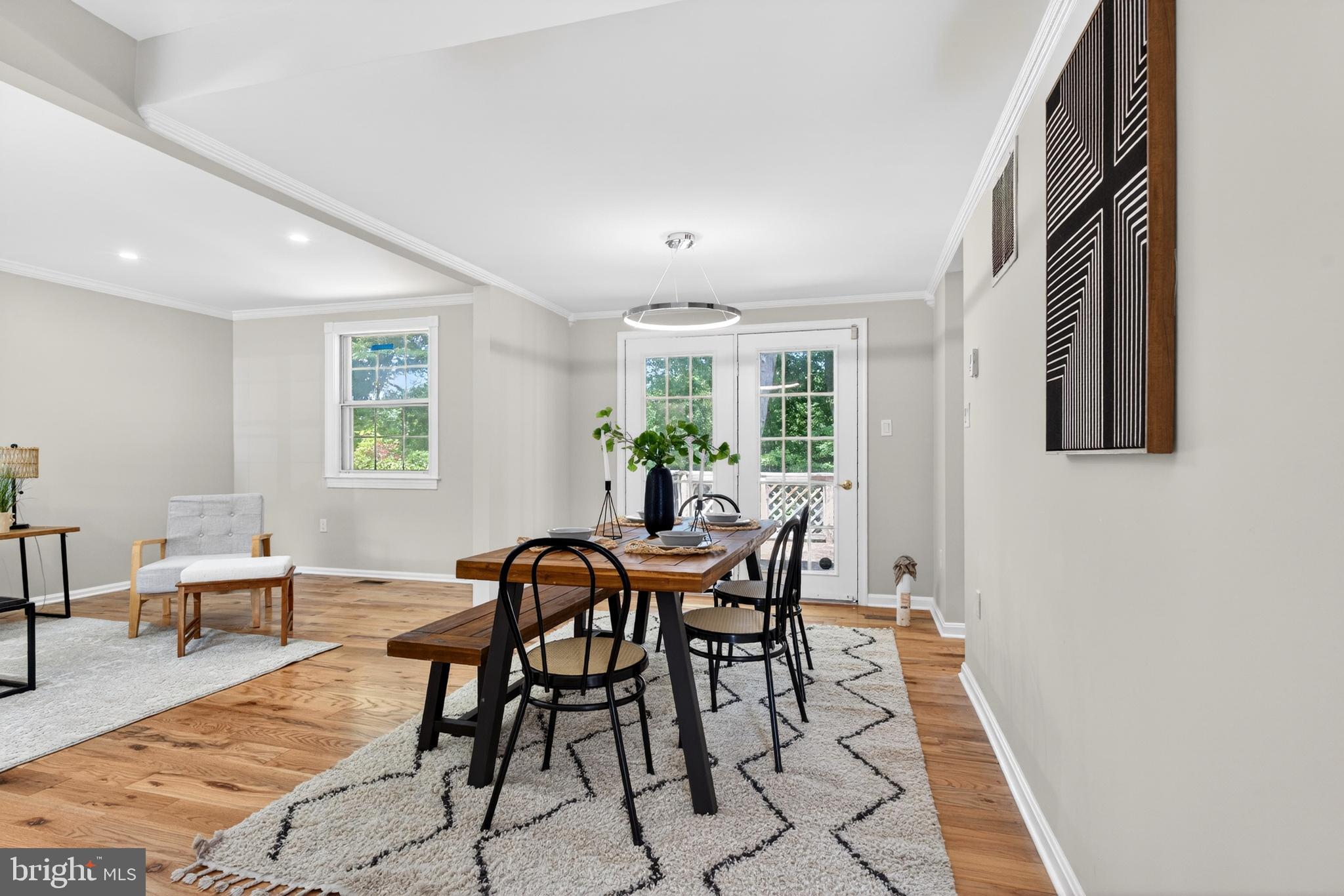 CLINTON - Residential