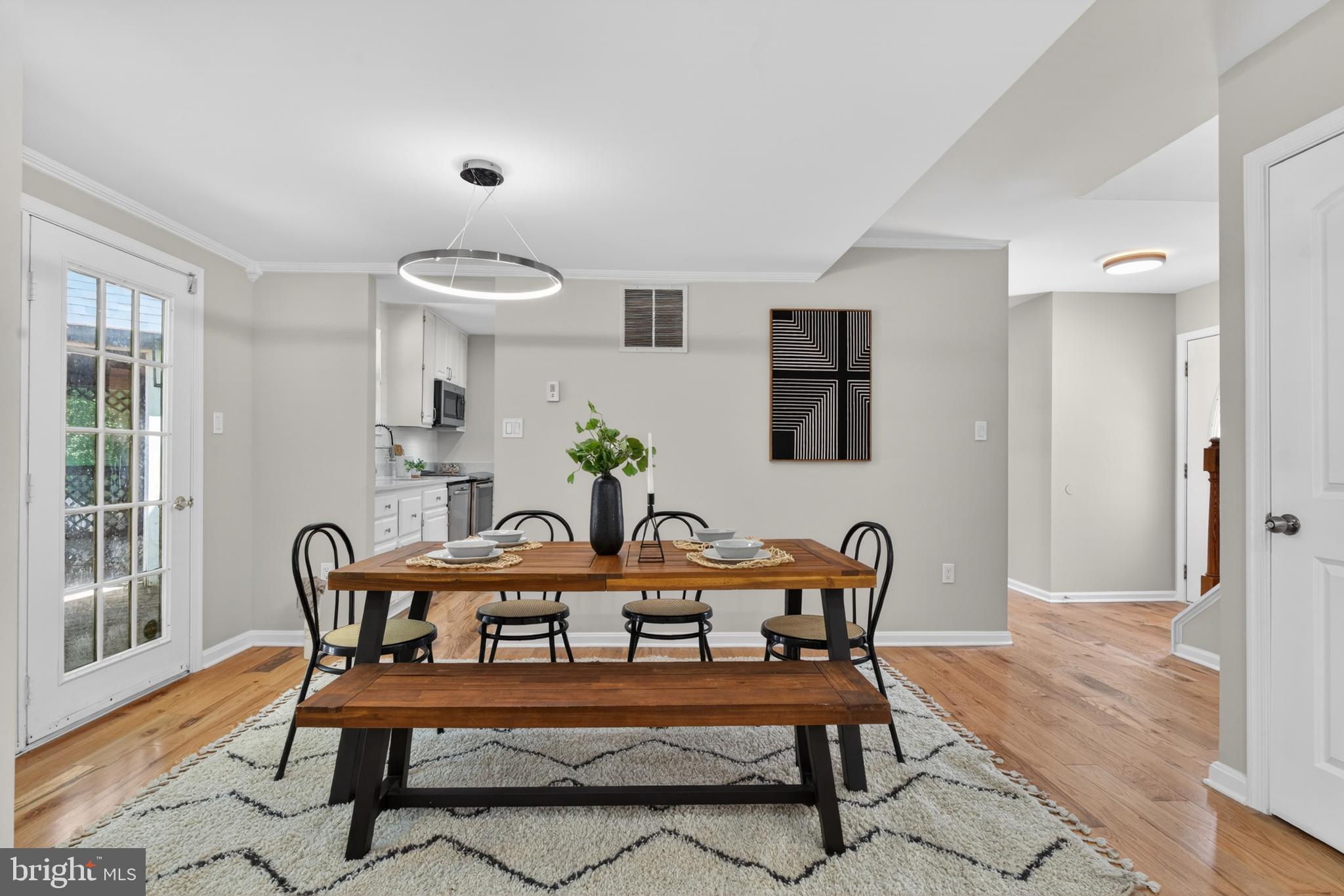 CLINTON - Residential