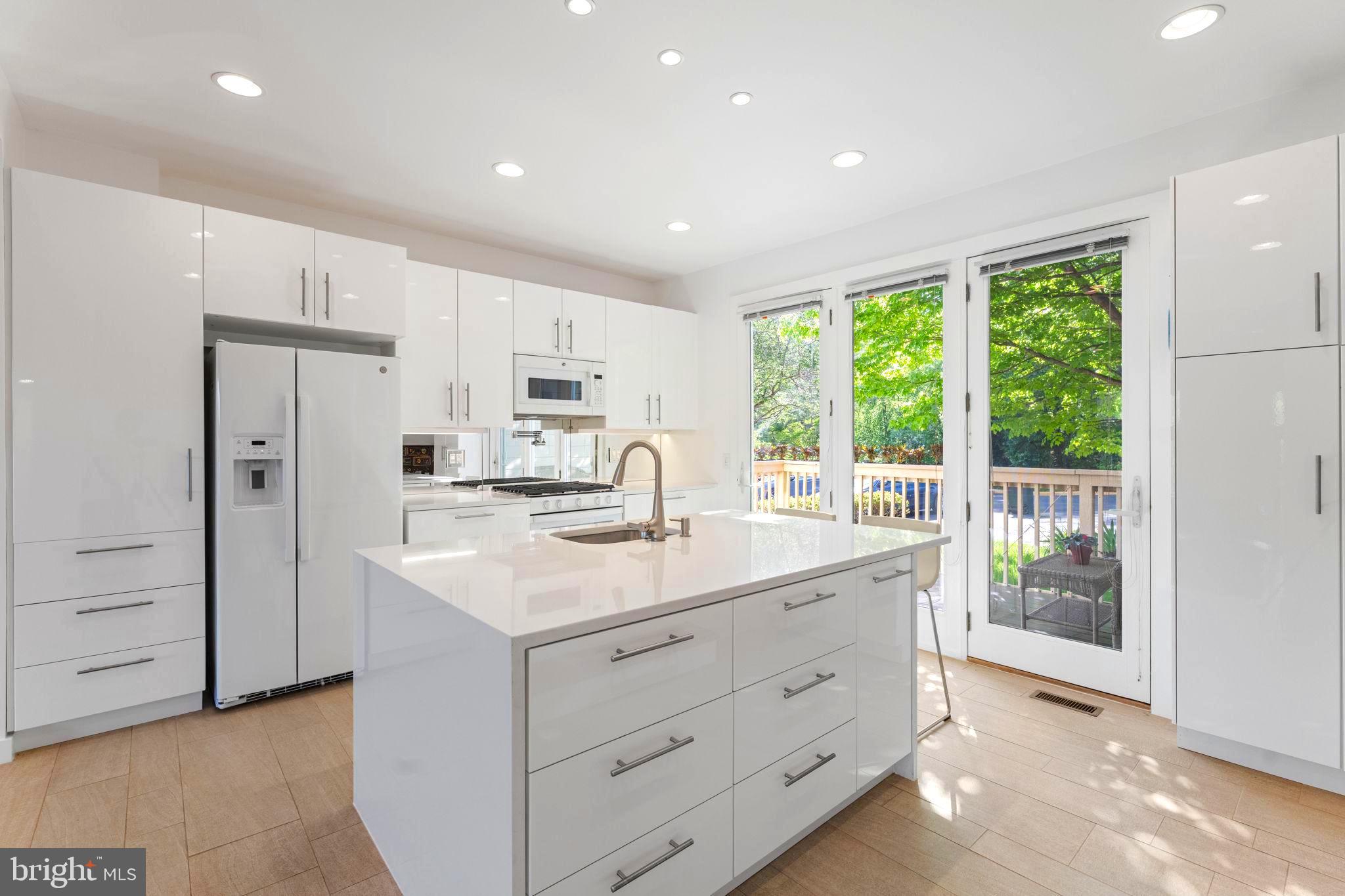 MALLARDS LANDING - Residential