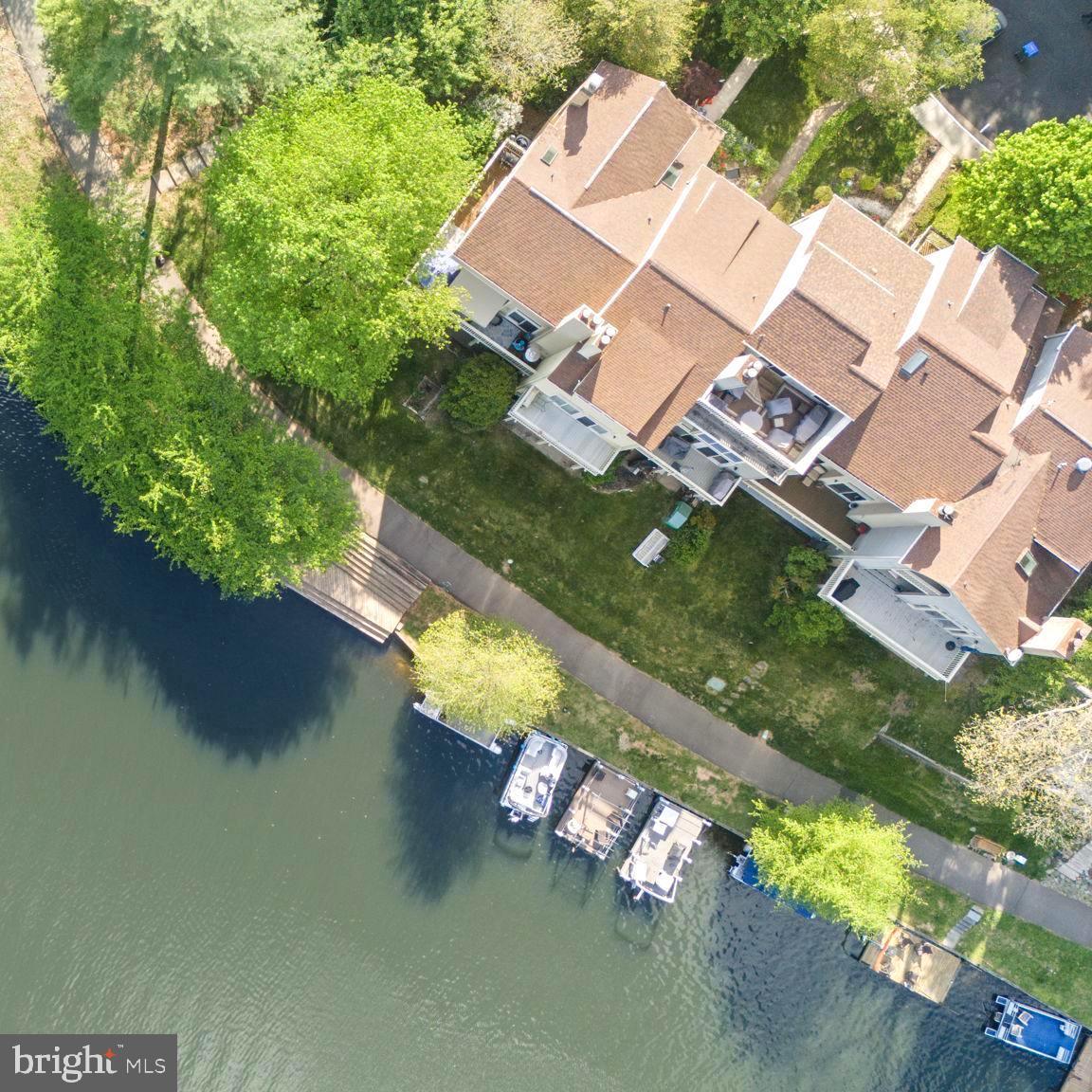MALLARDS LANDING - Residential