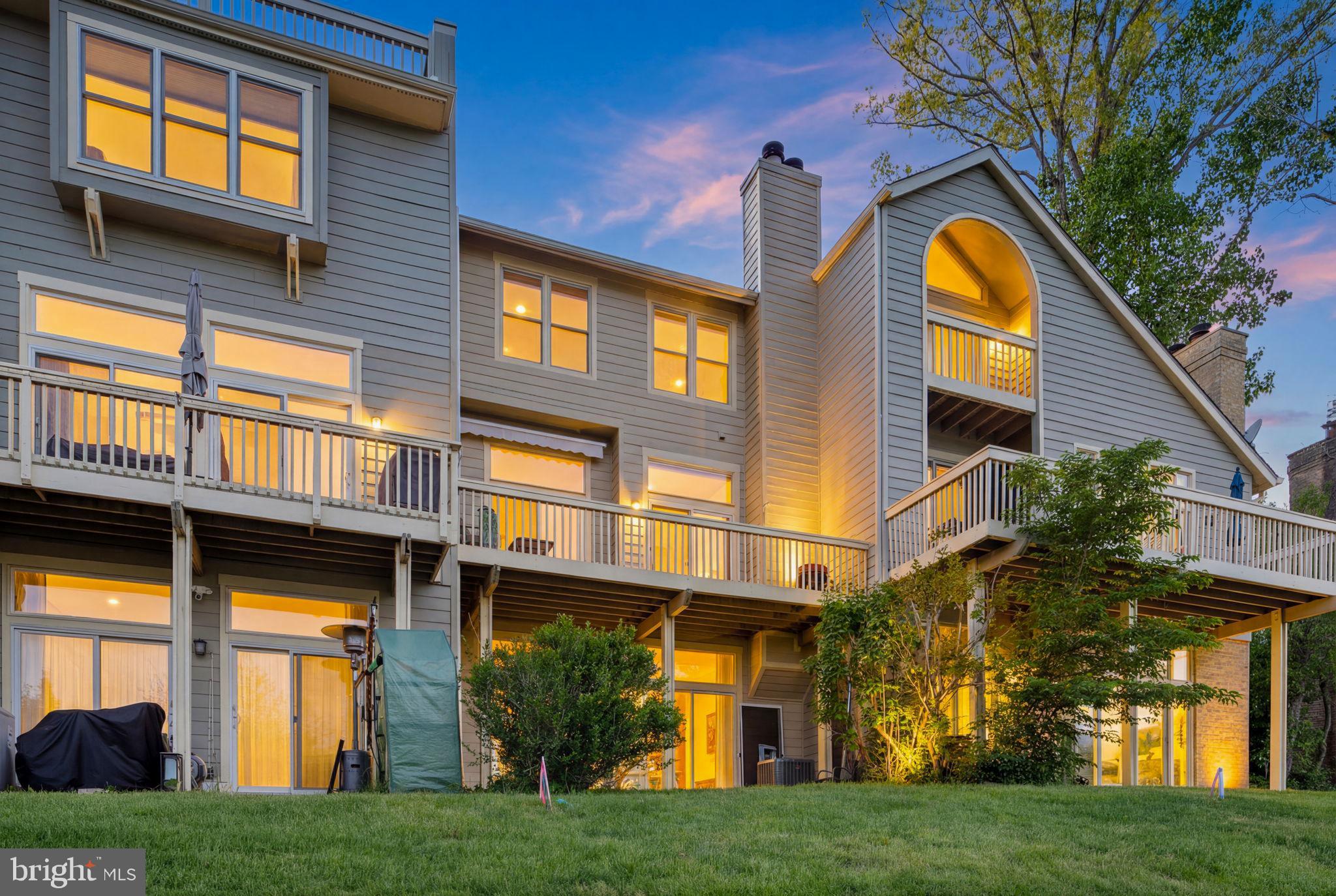MALLARDS LANDING - Residential