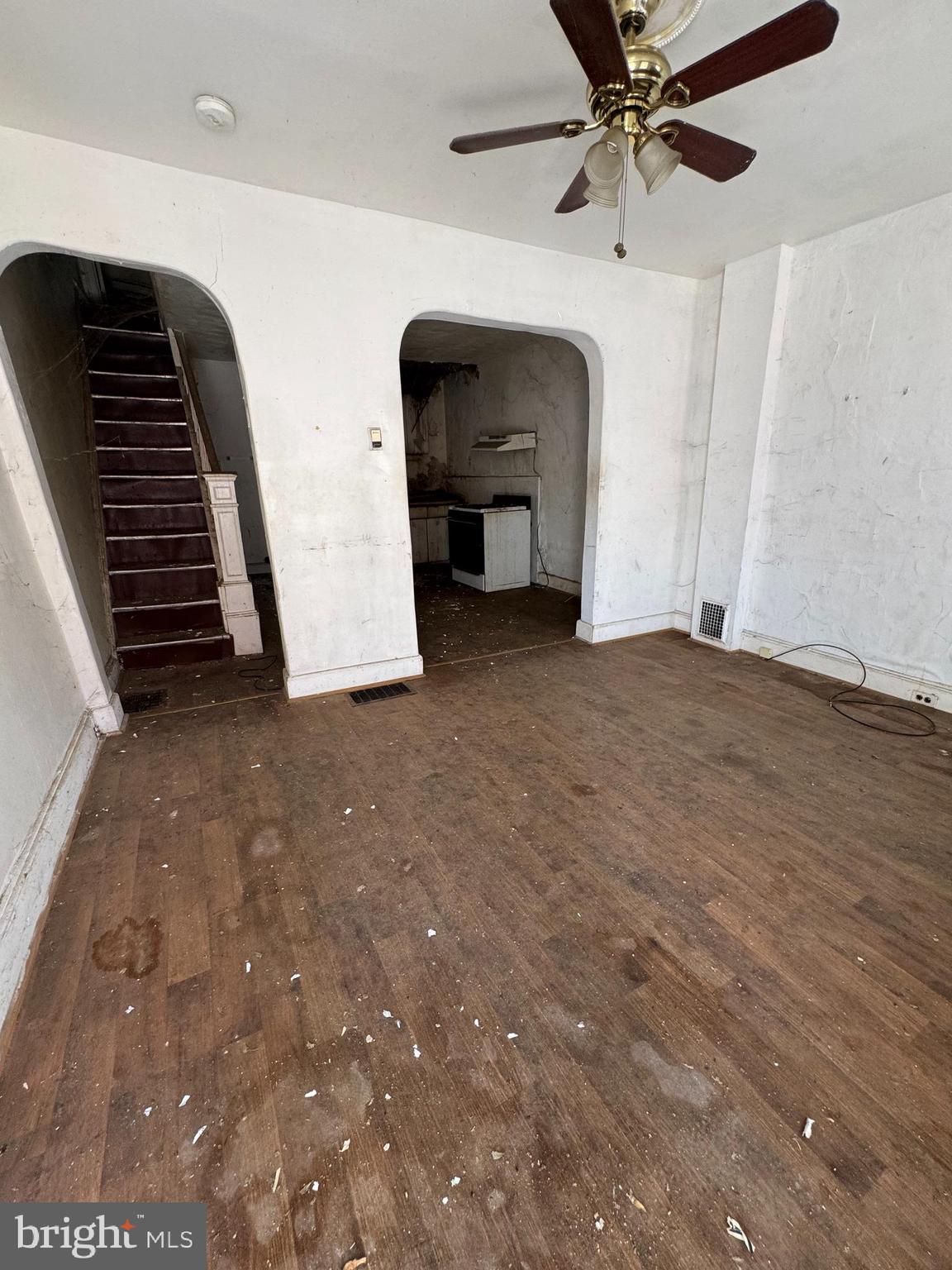 POINT BREEZE - Residential