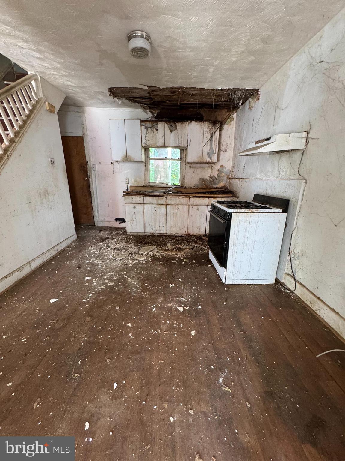 POINT BREEZE - Residential