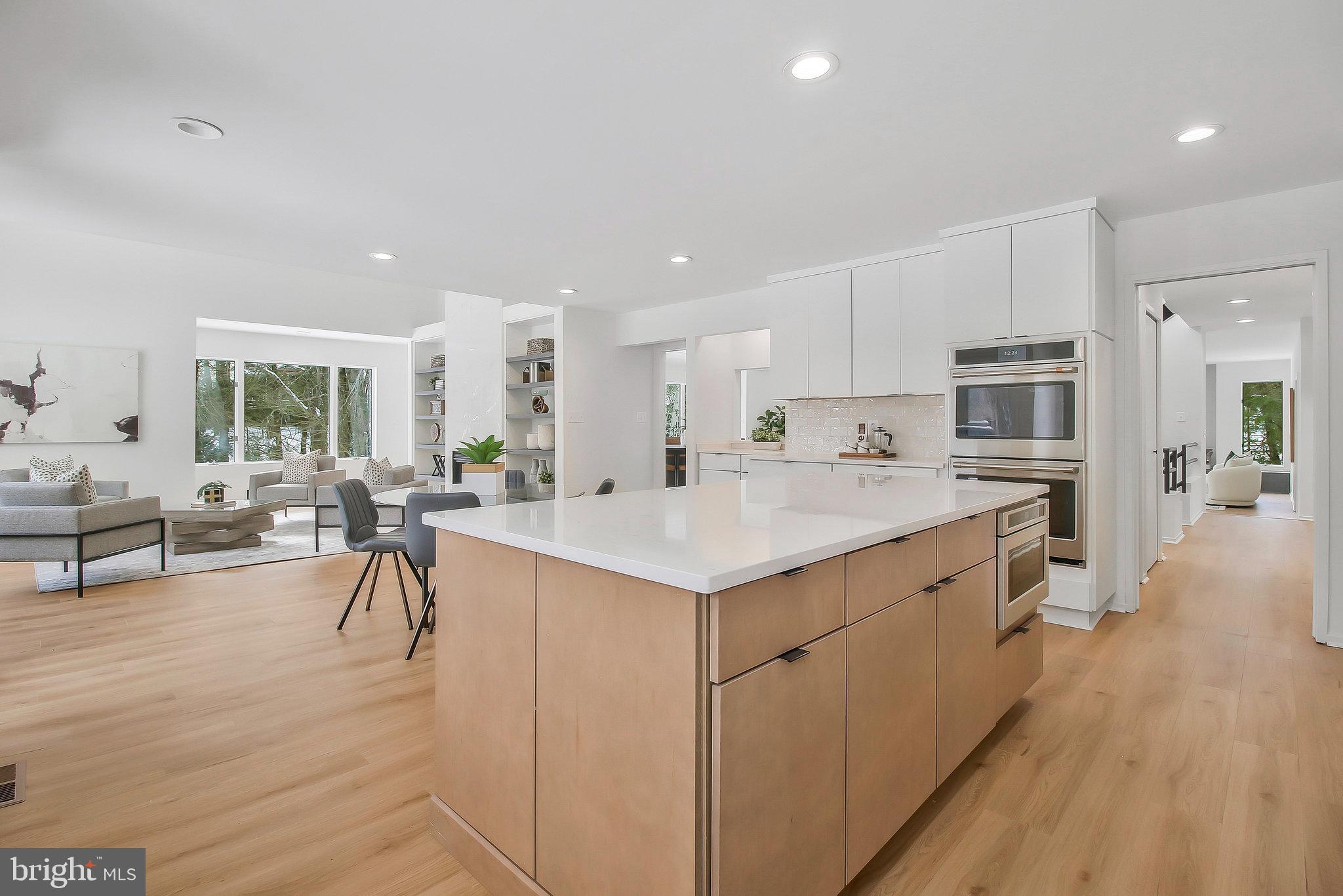 FOX LAKE - Residential