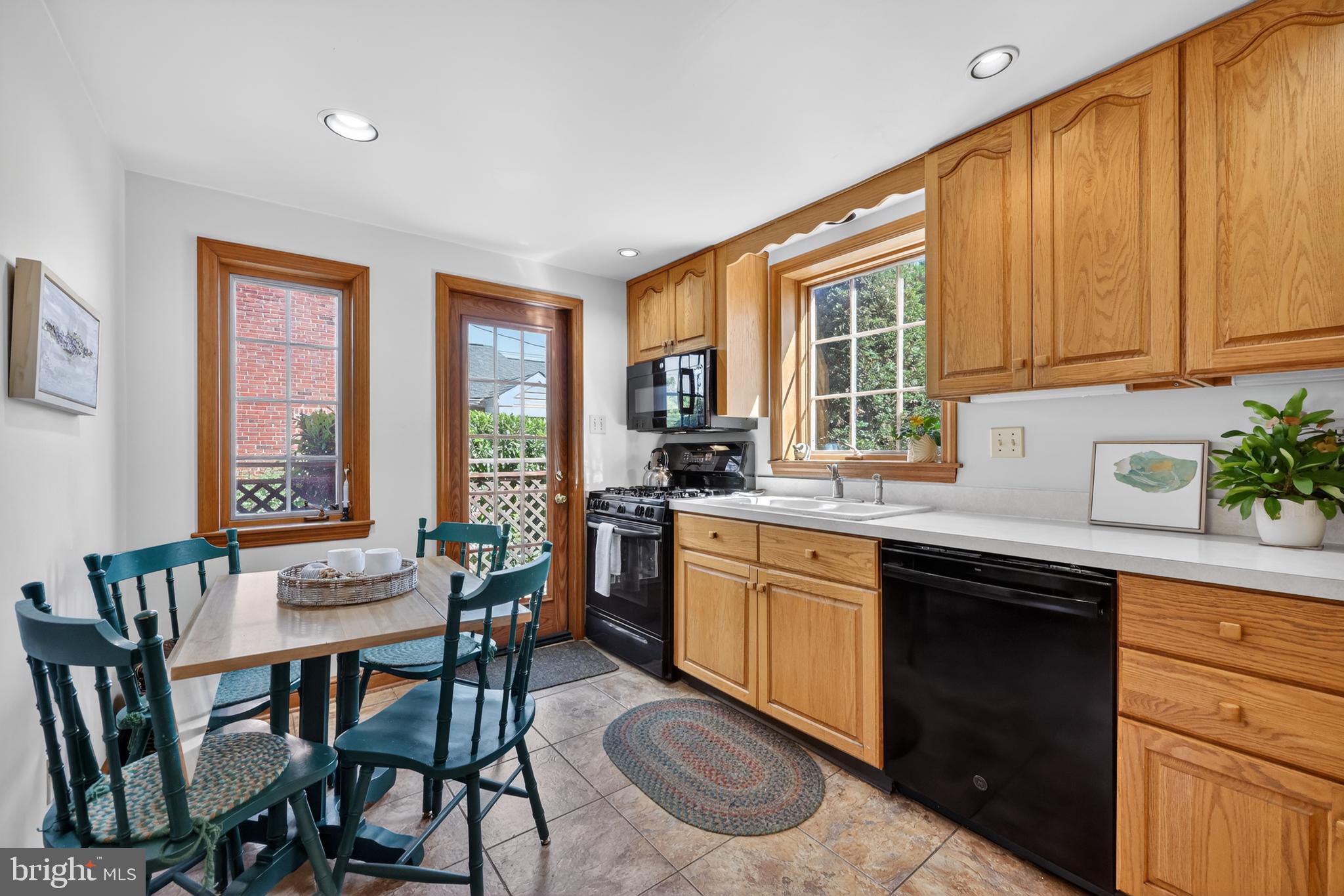 GAYLEY SQUARE - Residential