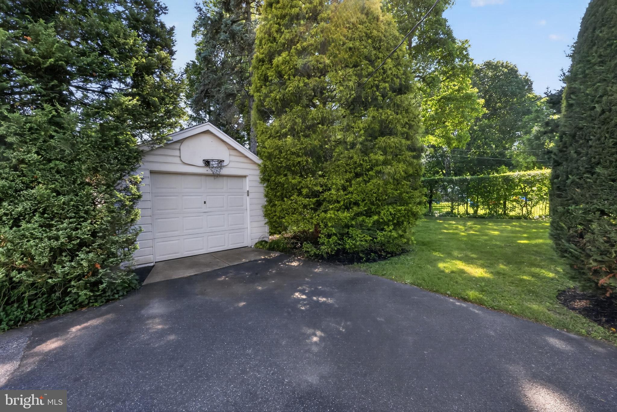 GAYLEY SQUARE - Residential
