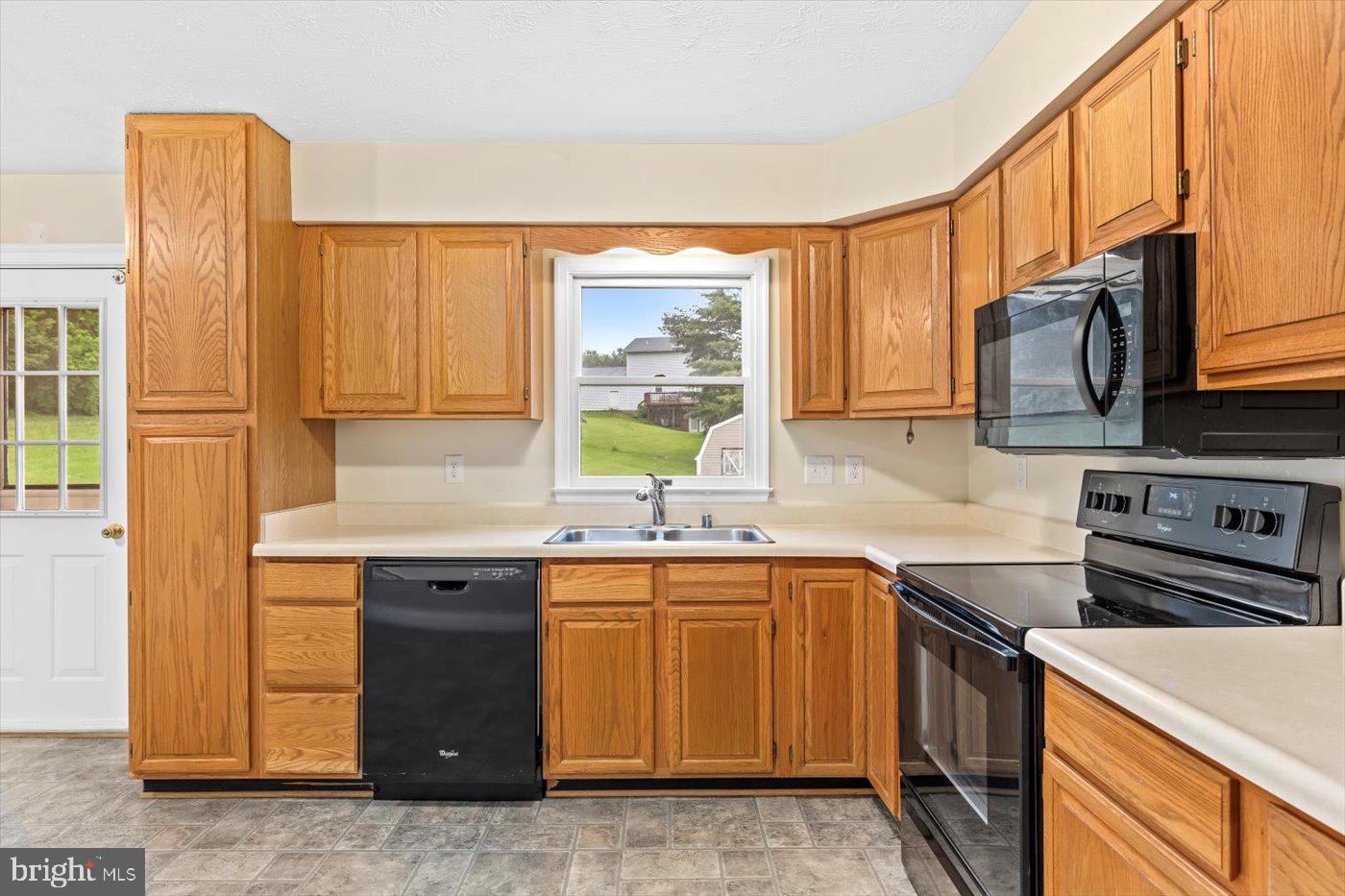 RIVERVIEW ESTATES - Residential