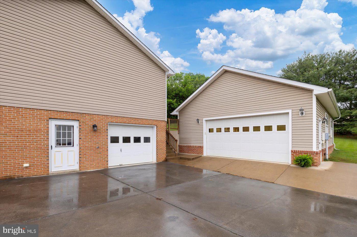 RIVERVIEW ESTATES - Residential