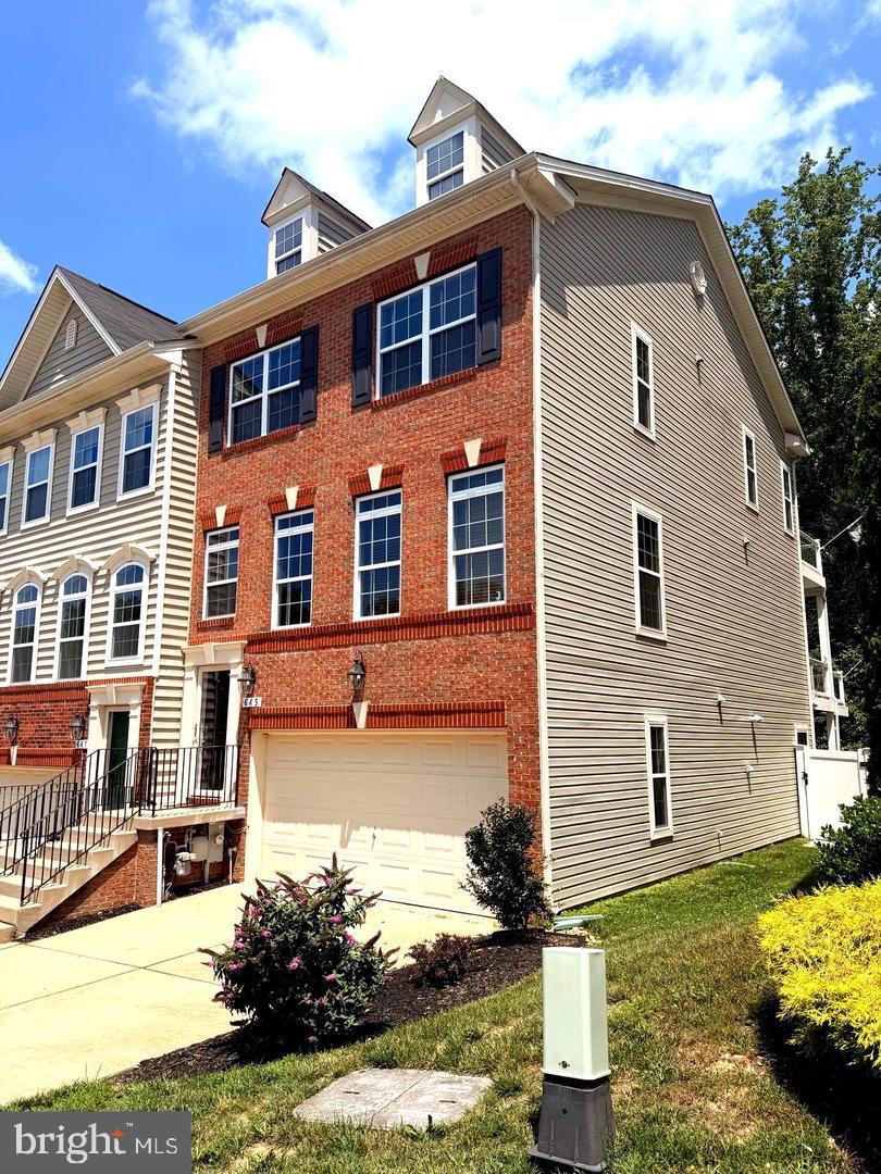 HIGHLAND FARMS - Residential