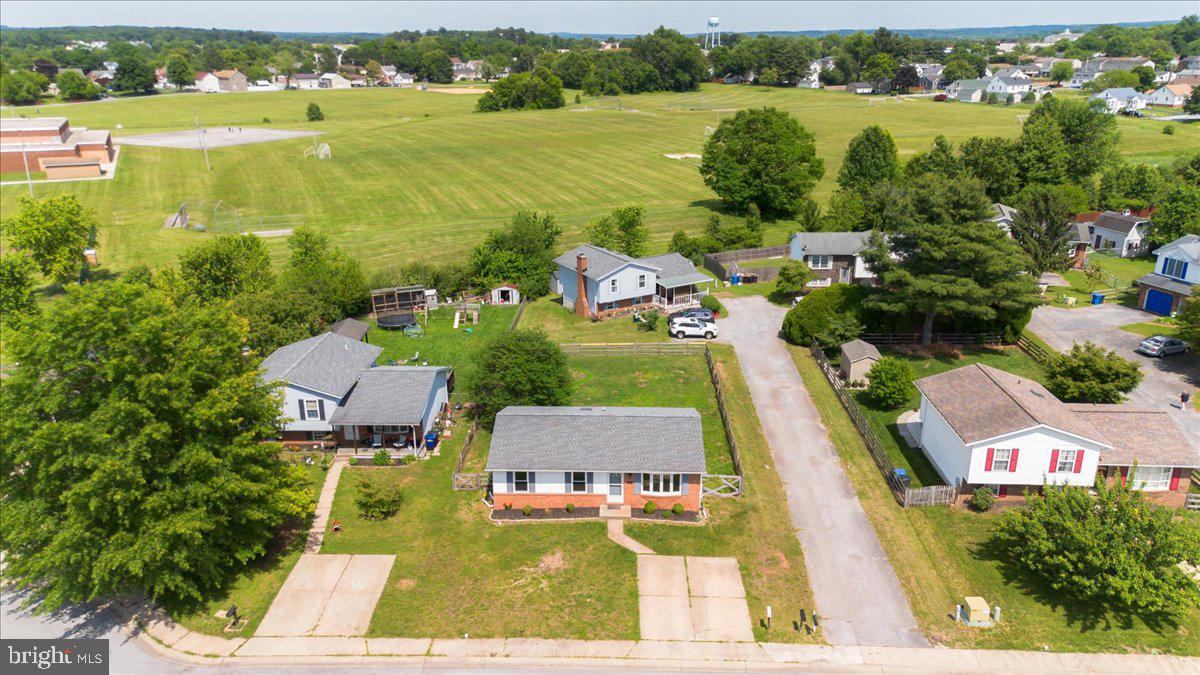 GREEN MEADOWS - Residential