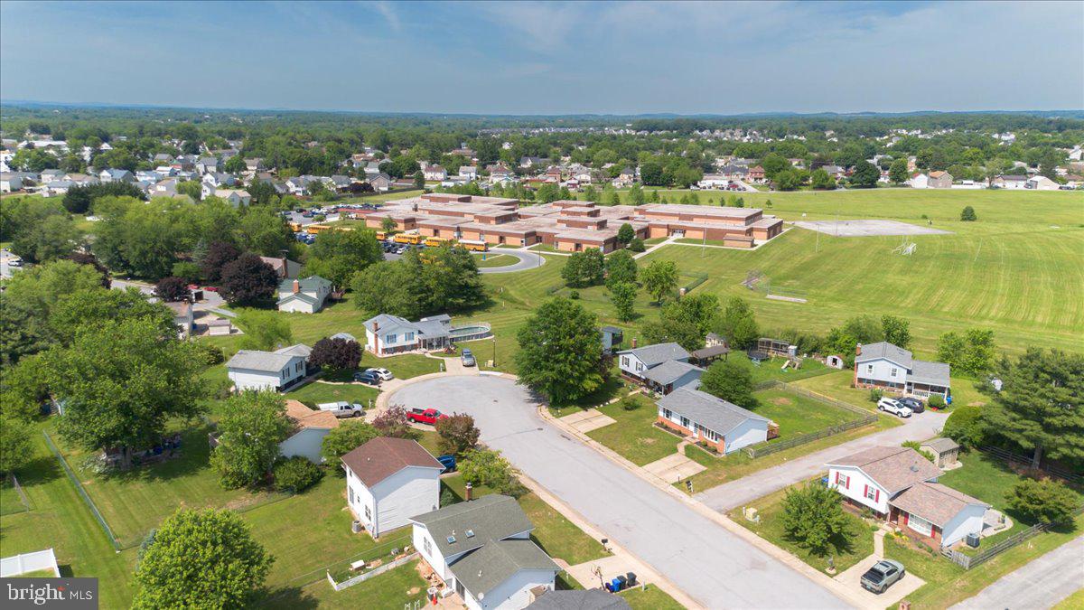 GREEN MEADOWS - Residential