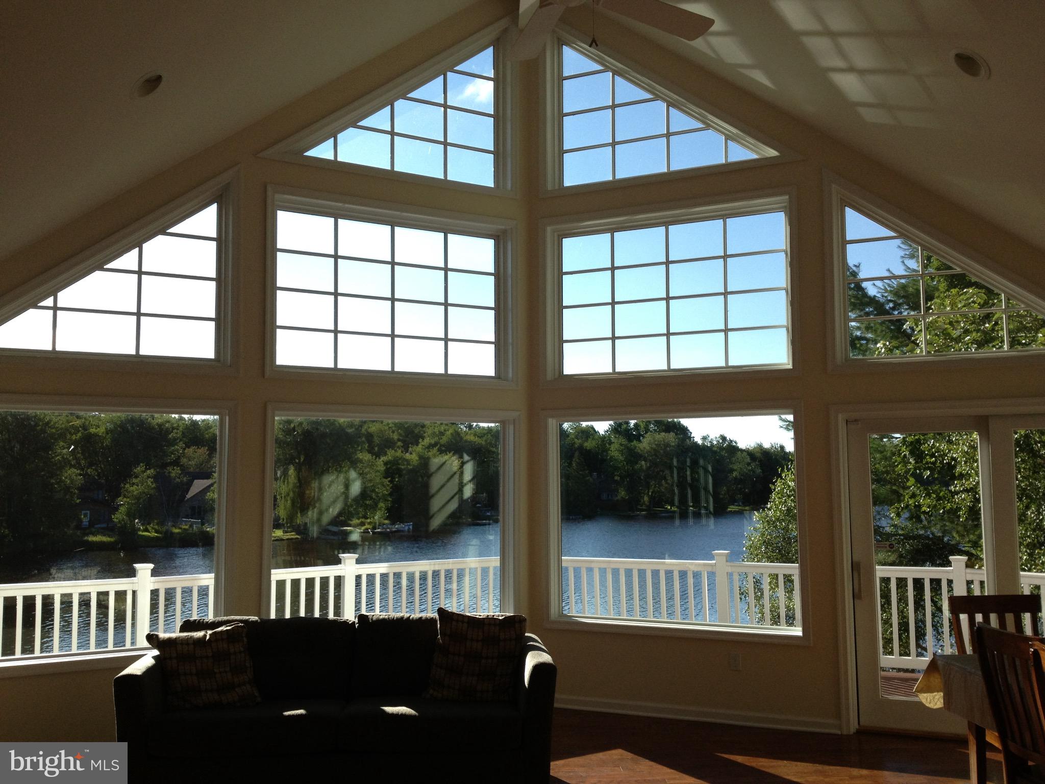 ARROWHEAD LAKES - Residential