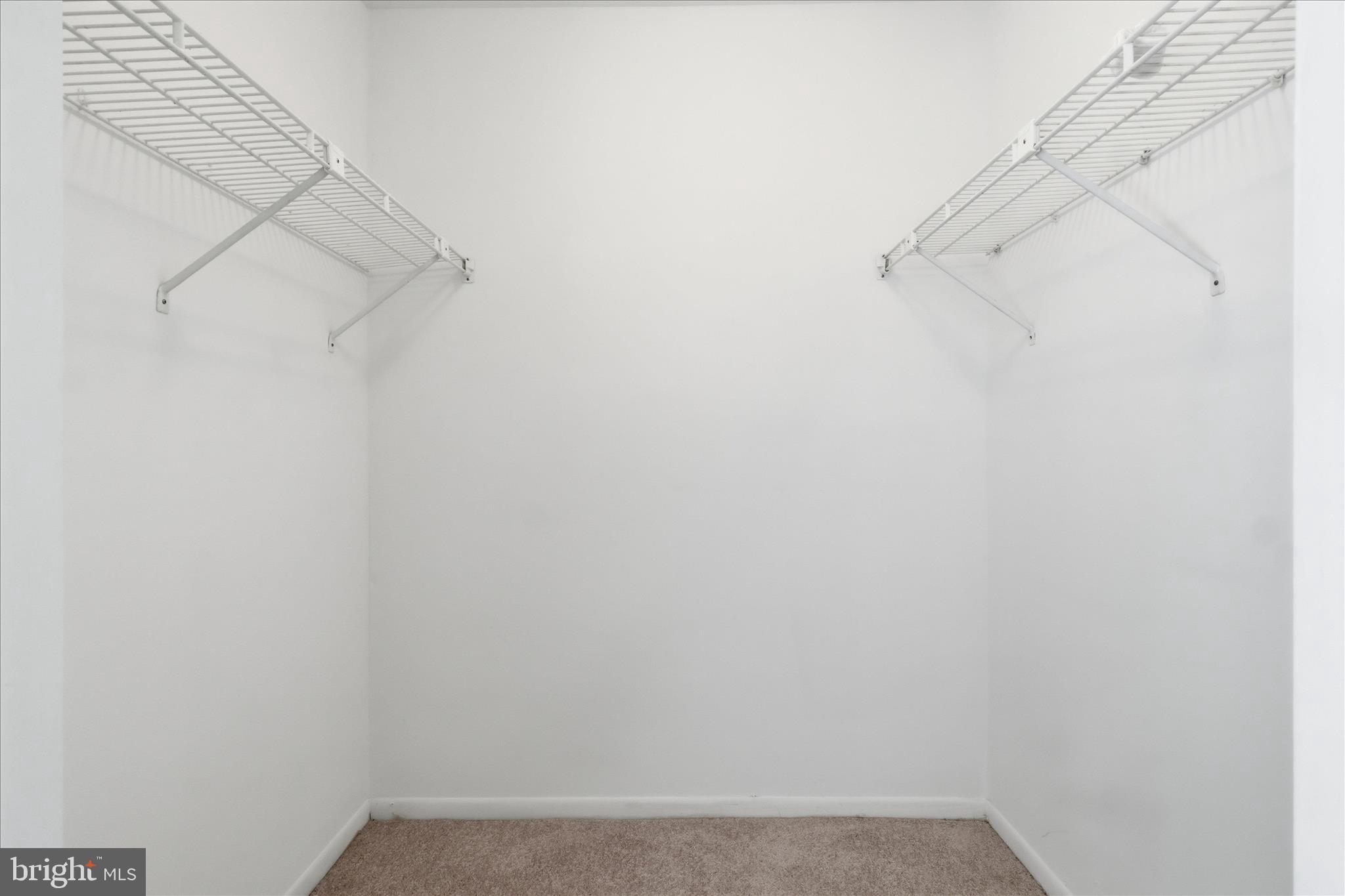LEISURE WORLD - Residential