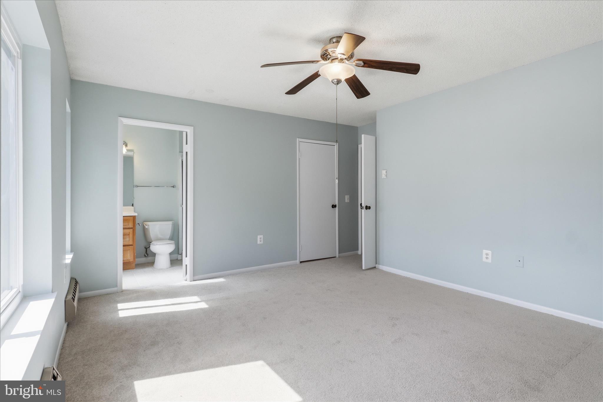 LEISURE WORLD - Residential