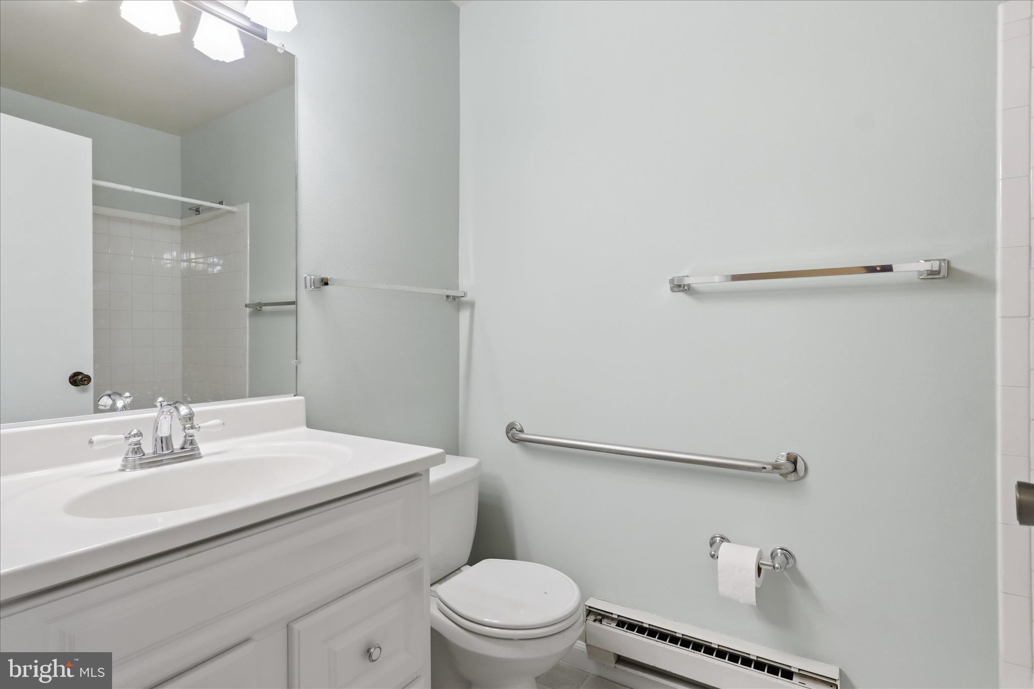 LEISURE WORLD - Residential