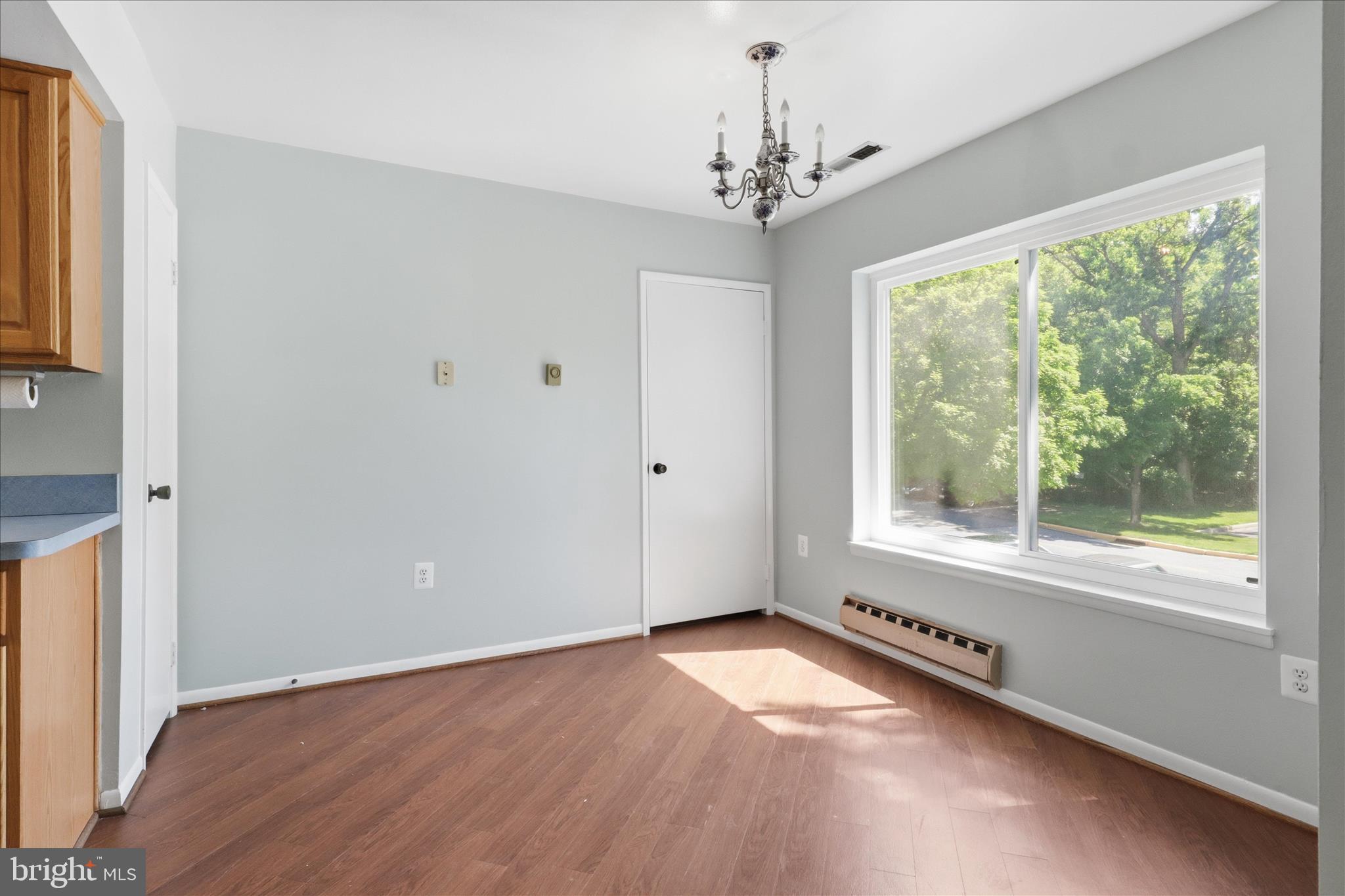 LEISURE WORLD - Residential
