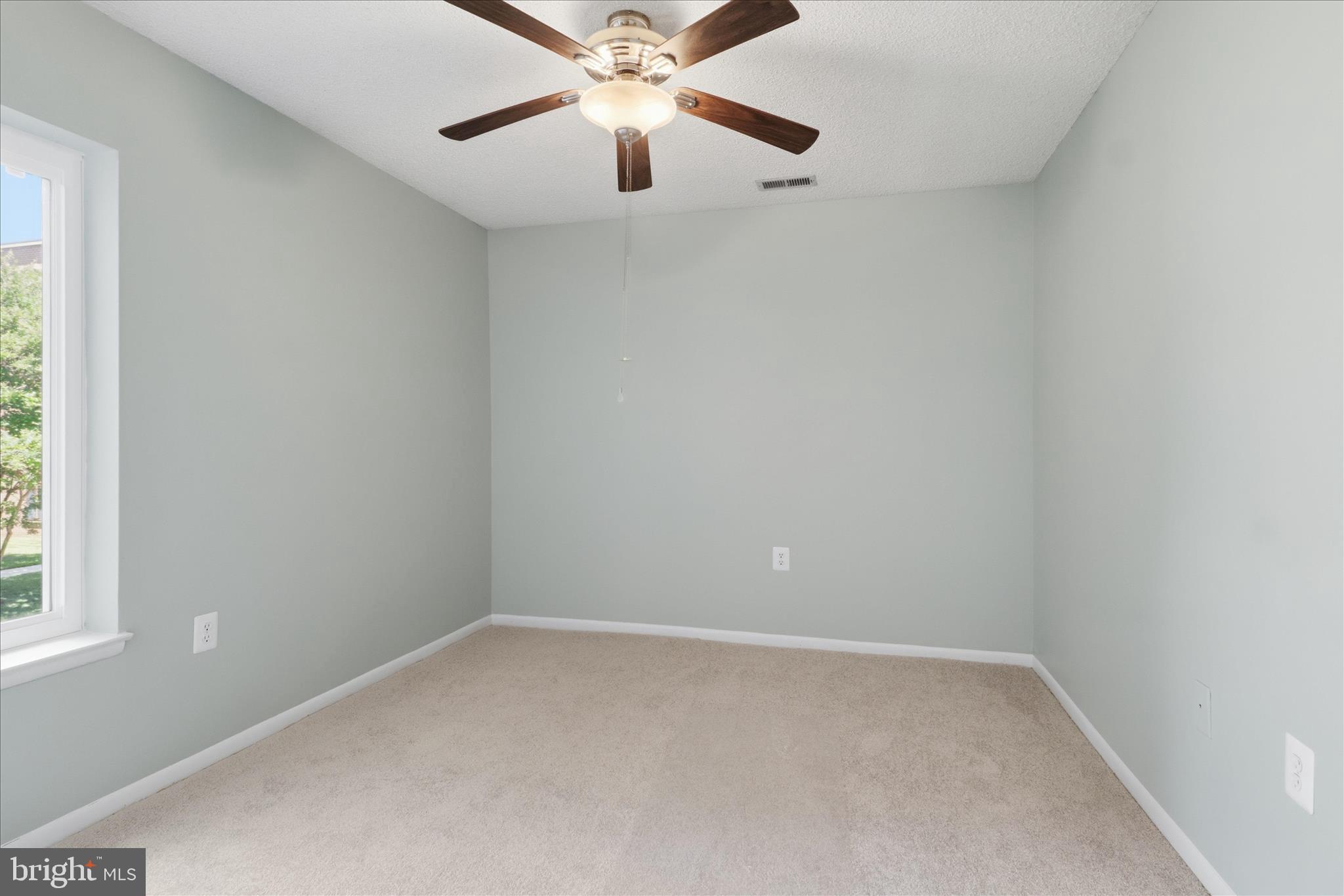 LEISURE WORLD - Residential