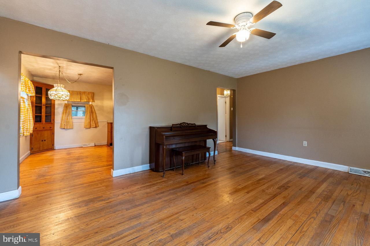 TOWN OF LURAY - Residential