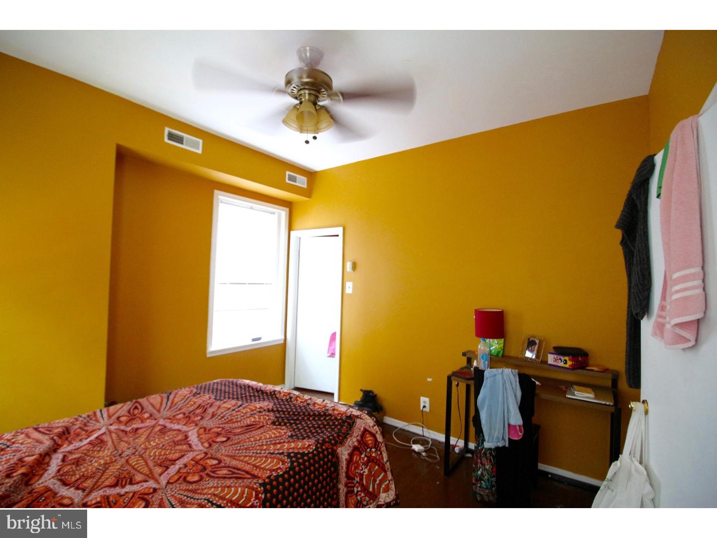 UNIVERSITY CITY - Residential Income